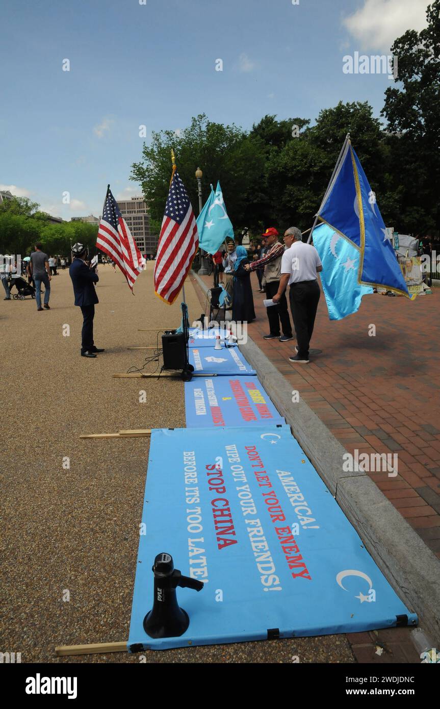 WASHINGTON D C/District of Columbia/USA./Turishtani - stand américain dans la maison blanche pennsylvanie anvue in DC contre l'occupation chinoise du turkestan oriental et le génocide de masse de la chine du 21e siècle dans Turlistan oriental. 10 .May. 2019/ photo..Francis Dean / Deanpictures. Banque D'Images