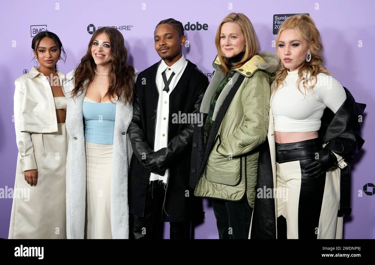 From left, Daniella Taylor, Baby Ariel, Amarr, Laura Linney and Ella Anderson, cast members in "Suncoast," pose together at the premiere of the film at the Library Theatre during the Sundance Film Festival, Sunday, Jan. 21, 2024, in Park City, Utah. (AP Photo/Chris Pizzello) Banque D'Images