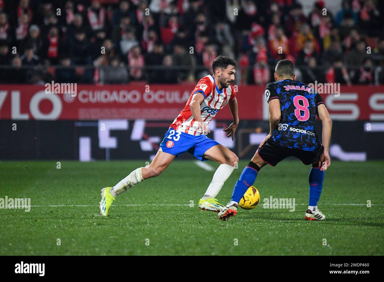 Girona, Espagne. 21 janvier 2024. GIRONA, ESPAGNE - 21 JANVIER : match entre Girona FC et Séville dans le cadre de la Liga 2023/2024 au stade Montilivi le 21 janvier 2024 à Gérone, Espagne. (Photo Sara Aribó/PxImages) crédit : PX Images/Alamy Live News Banque D'Images