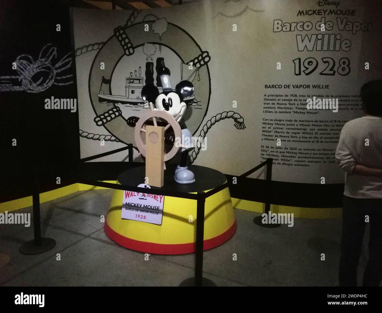 Leon, Mexique. 21 janvier 2024. Steamboat Willie Mickey/Mortimer à l'exposition Disney Mickey Mouse lors de la foire publique Feria de Leon 2024 à Leon, Guanajuato. Photo : JVMODEL crédit : JVMODEL/Alamy Live News Banque D'Images