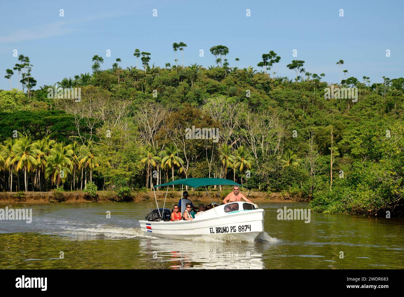 Amérique centrale, Costa Rica, péninsule d'Osa, Corcovado, Parc National, Golfito, bateau d'excursion Banque D'Images