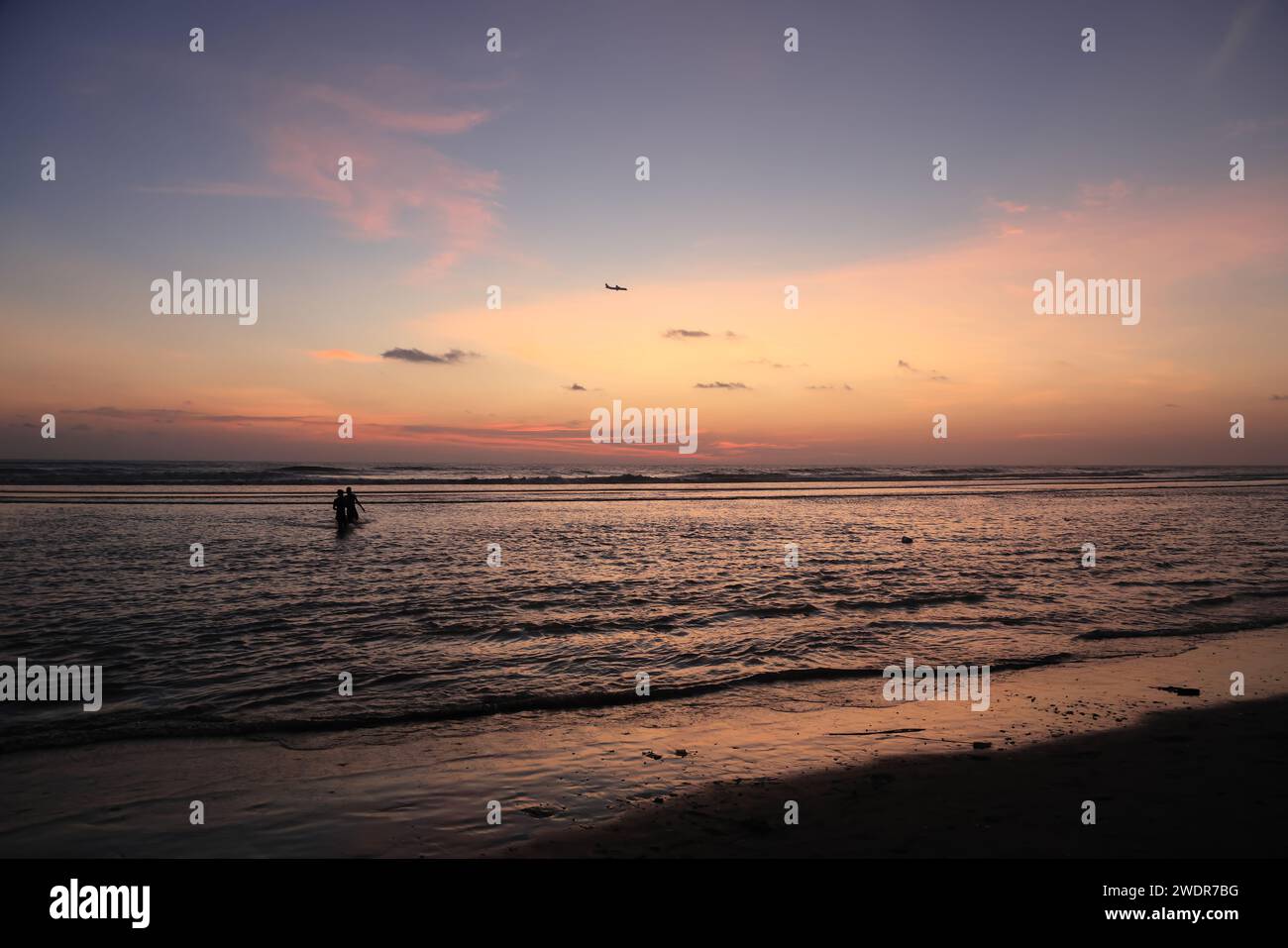 Cox's Bazar Sea Beach est la plus longue plage libre du monde et l'une des plus belles plages de cette terre. Banque D'Images