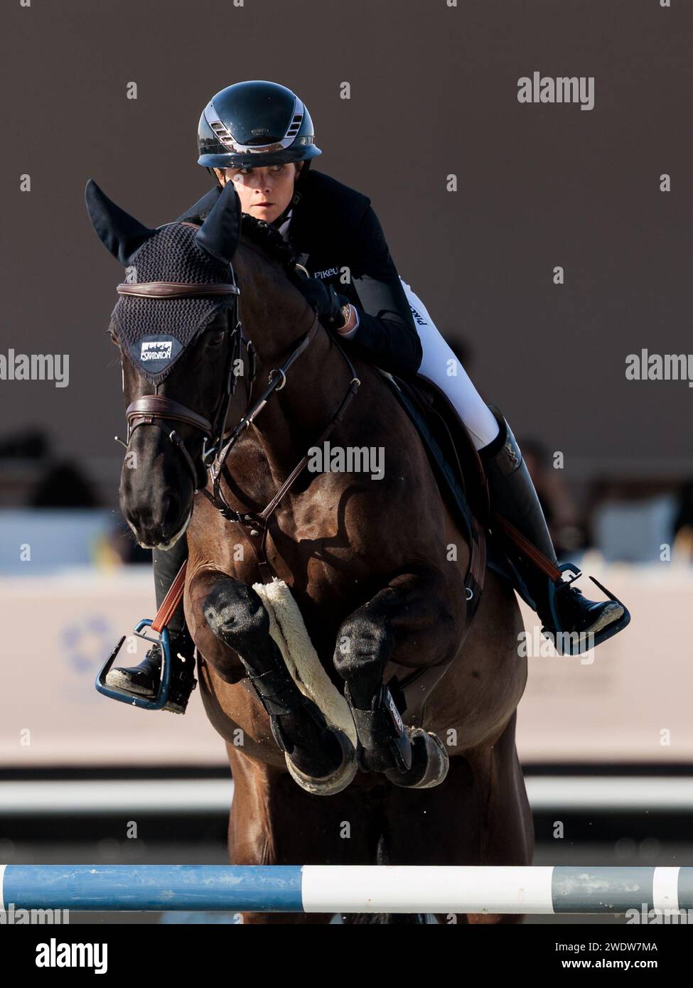 Al Maqam, Émirats arabes Unis. 21 janvier 2024. Sophie Hinners d'Allemagne avec Special Life lors du CSIL2* - Grand Prix FBMA International Show Jumping Cup lors de la 11e coupe FBMA International Show Jumping Cup le 21 janvier 2024, Al Ain Equestrial, Gold and Shooting Club, Émirats Arabes Unis (photo de Maxime David crédit : MXIMD Pictures/Alamy Live News Banque D'Images