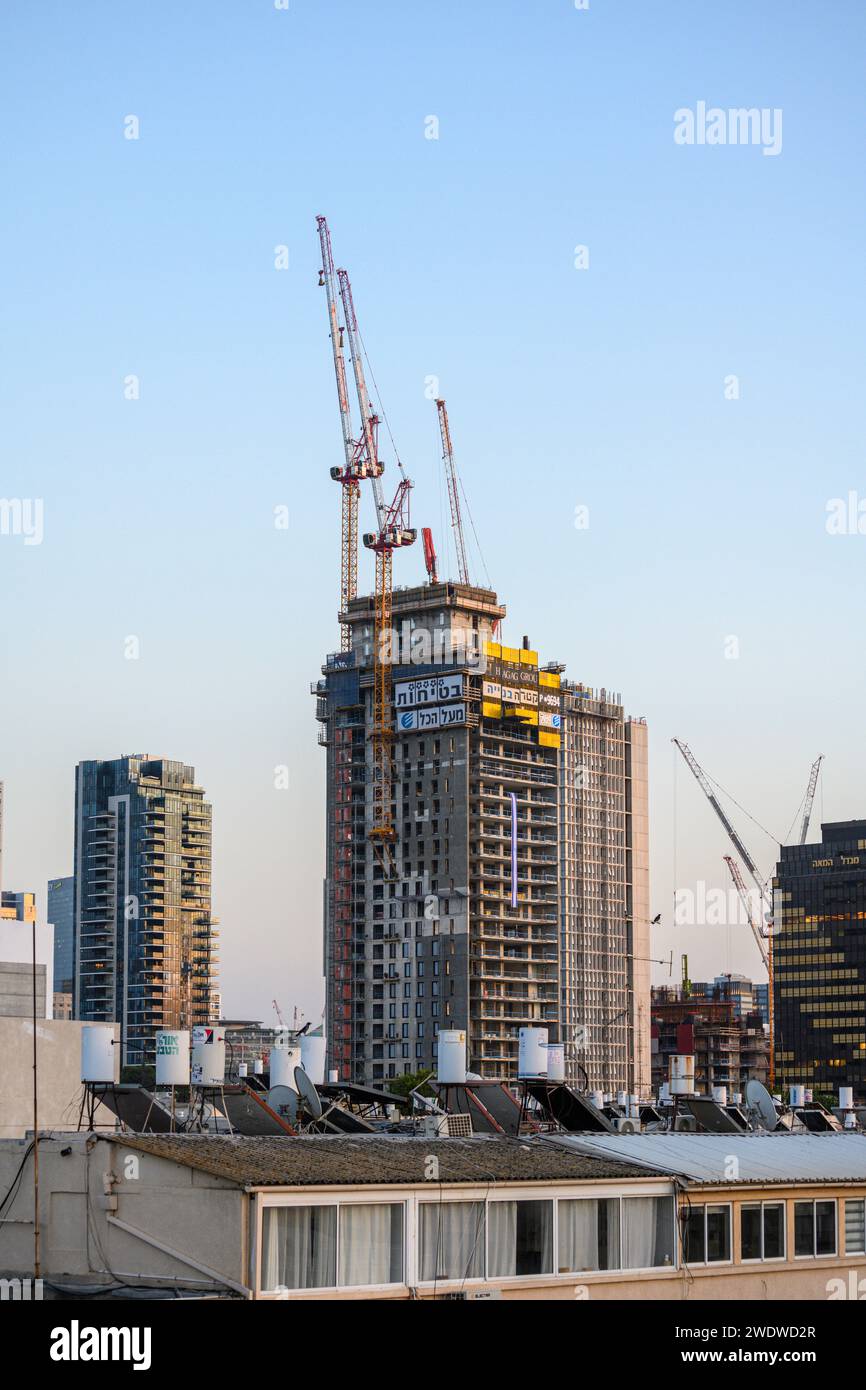 Changements dans la ligne d'horizon de tel Aviv à mesure que la construction de gratte-ciel progresse rapidement Banque D'Images
