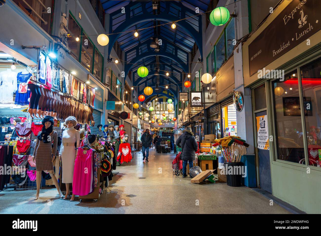 Intérieur du marché de Brixton à Londres, Royaume-Uni Banque D'Images