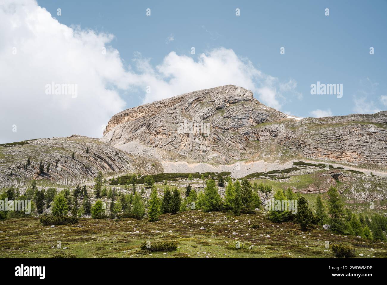 Sommets montagneux dans le parc naturel de Fanes-sennes-Prags, Tyrol du Sud, Italie Banque D'Images