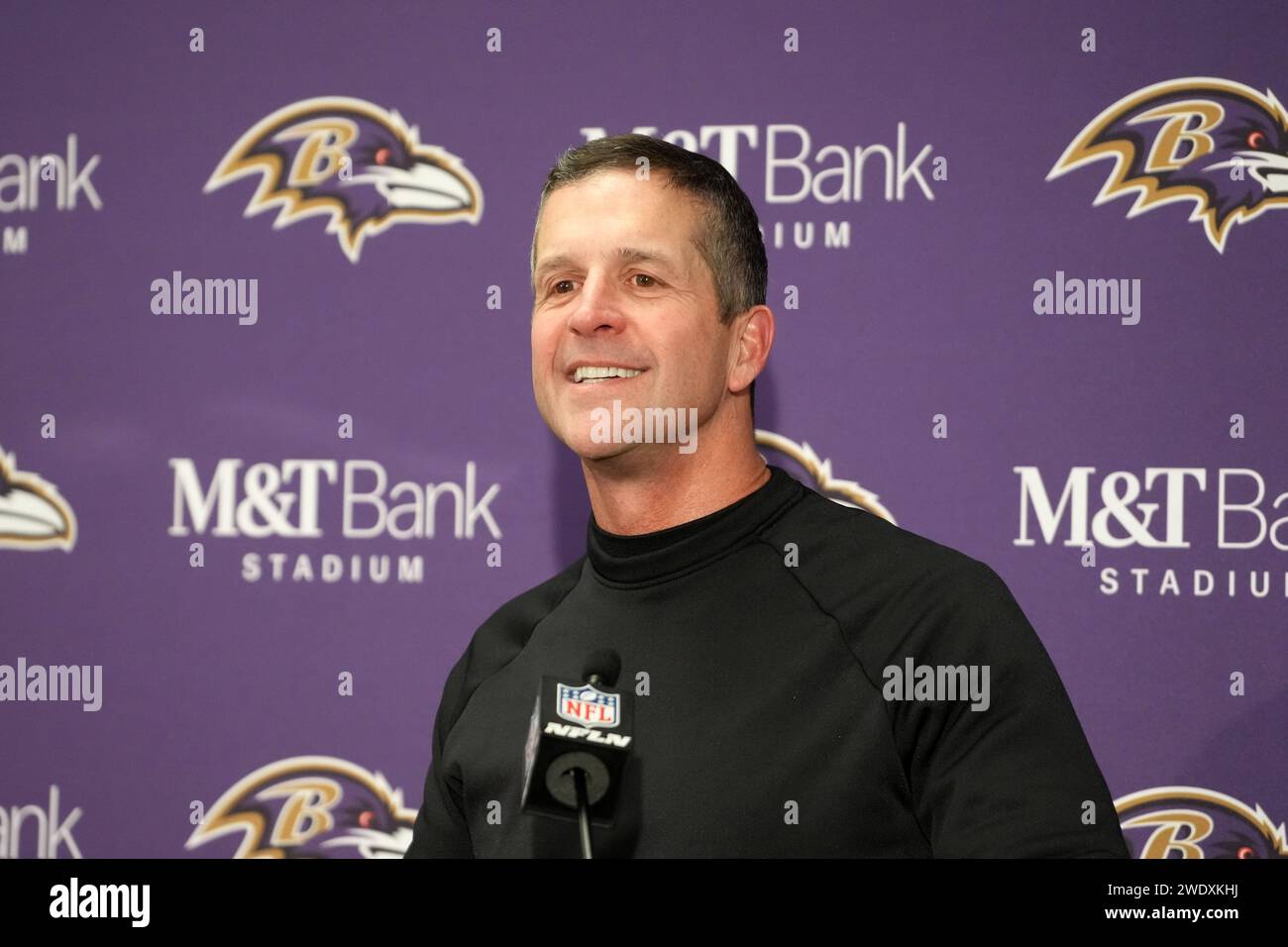 BALTIMORE, MARYLAND, Jan 20 : l'entraîneur des Ravens de Baltimore John Harbaugh lors d'une conférence de presse après le match des éliminatoires de la division AFC contre les Texans de Houston au M&T Bank Stadium le 20 janvier 2024 à Baltimore, Maryland. Les Ravens ont battu les Texans 34-10. Banque D'Images