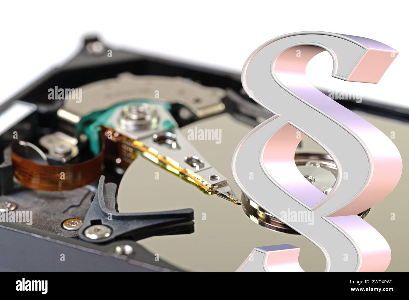 Paragraphe devant un disque dur, symbole de la protection des données Banque D'Images