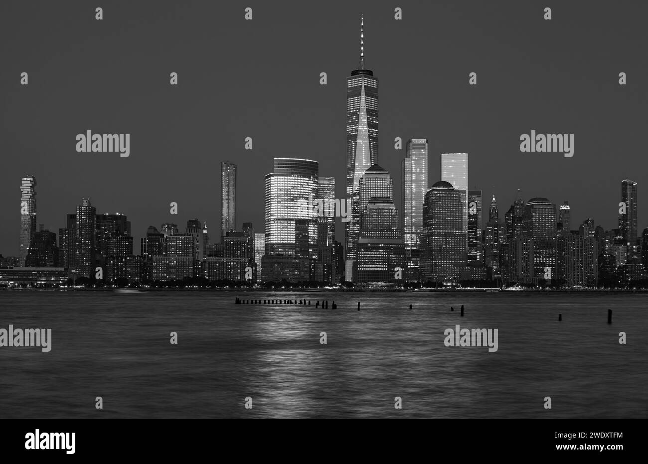 Paysage nocturne de new york city Banque de photographies et d’images à ...