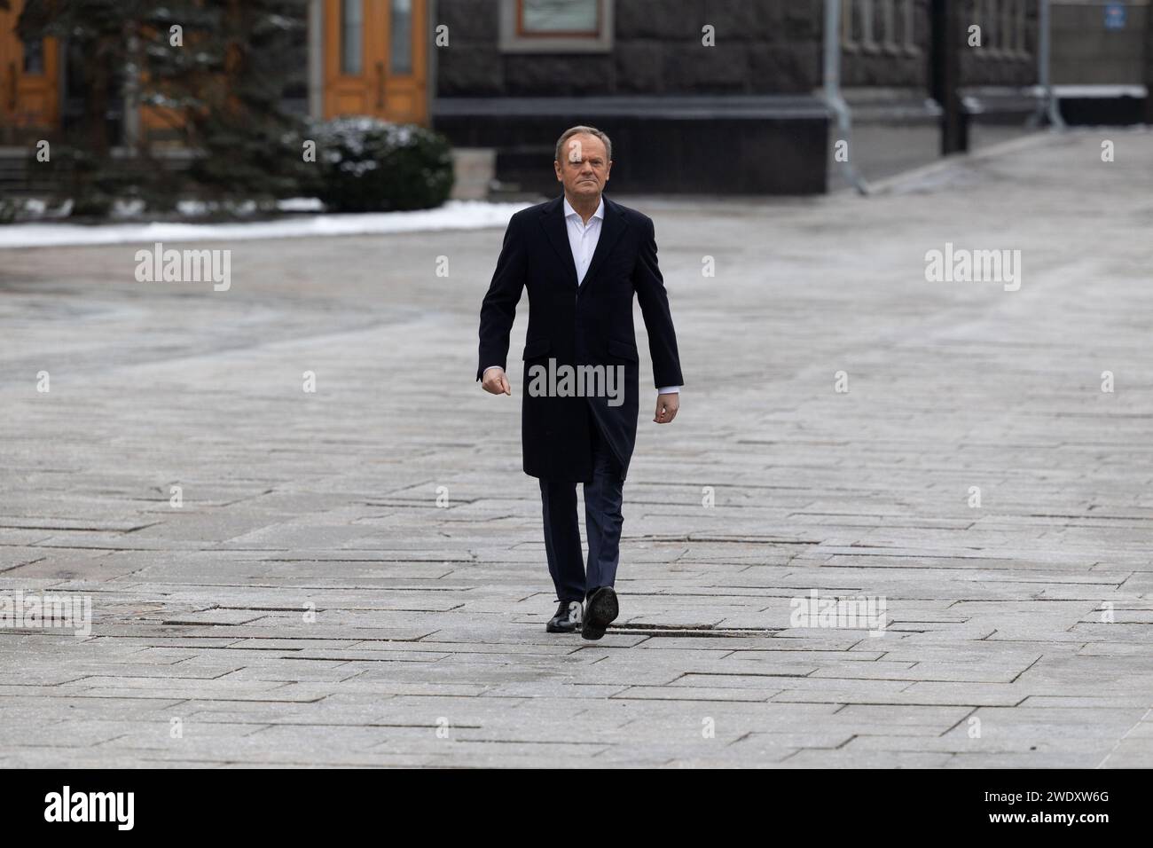 Kiev, Ukraine. 22 janvier 2024. Le président ukrainien Volodymyr Zelenskyy accueille le Premier ministre polonais Donald Tusk à Kiev, en Ukraine, le lundi 22 janvier 2024. Tusk s'est engagé à poursuivre le soutien de la Pologne à l'Ukraine, en annonçant un nouveau paquet d'aide militaire après être parvenu à un «accord» pour résoudre les différends entre les deux pays sur les expéditions de céréales et le camionnage. Photo via Ukrainian Presidential Press Office/UPI crédit : UPI/Alamy Live News Banque D'Images