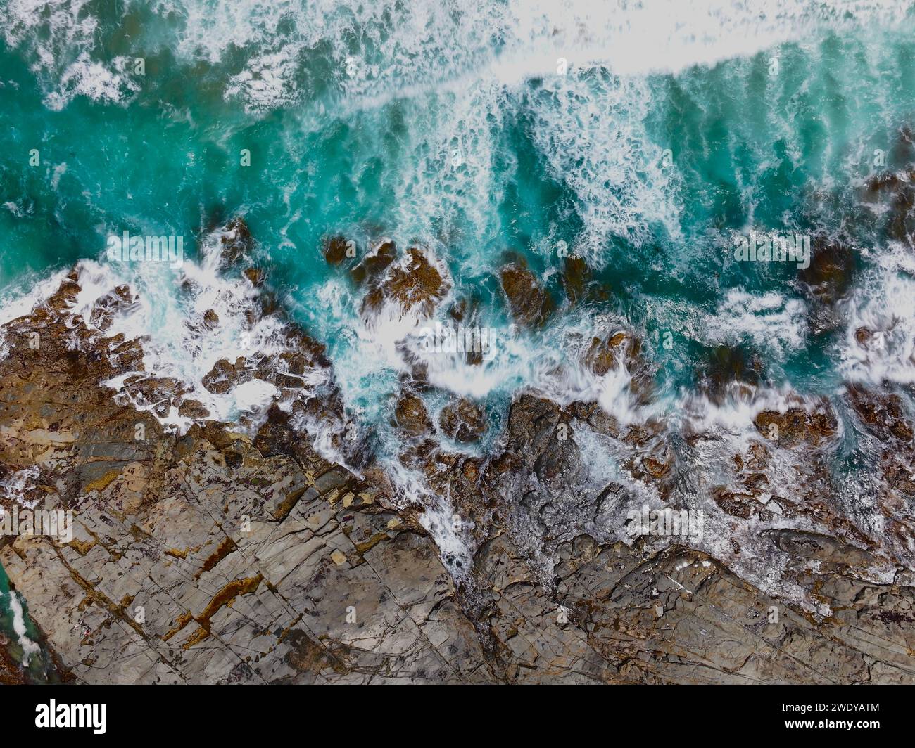 Une belle vue de haut en bas du rivage de l'océan australien Banque D'Images