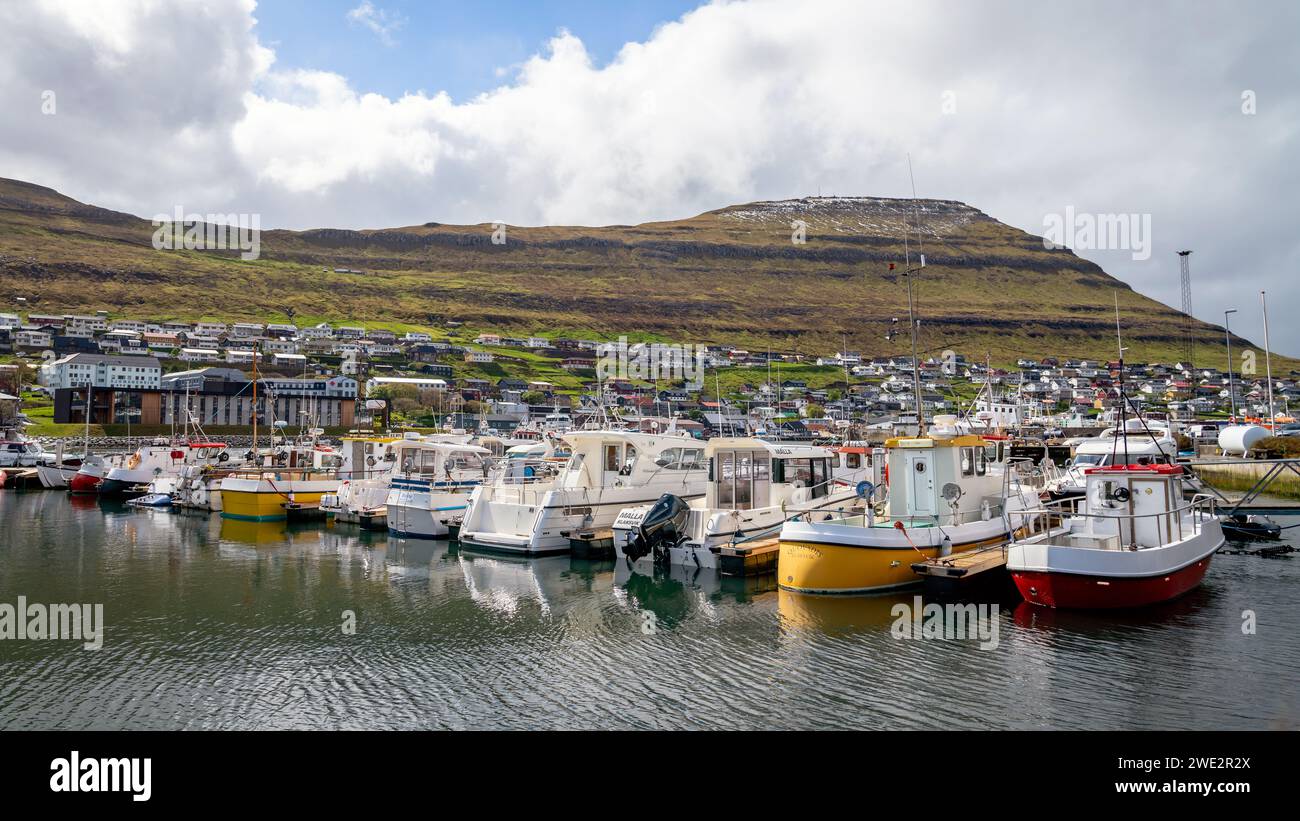 Torshavn, Îles Féroé - 29 mai 2019 : bateaux privés et de pêche dans le port de plaisance Torshavn des îles Féroé. Banque D'Images