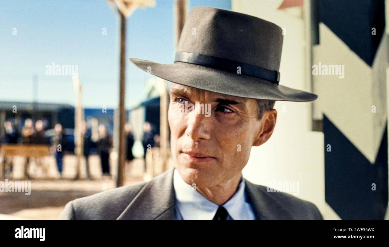 OPPENHEIMER 2023 Universal Pictures film avec Cillian Murphy dans le rôle de Robert Oppenheimer Banque D'Images