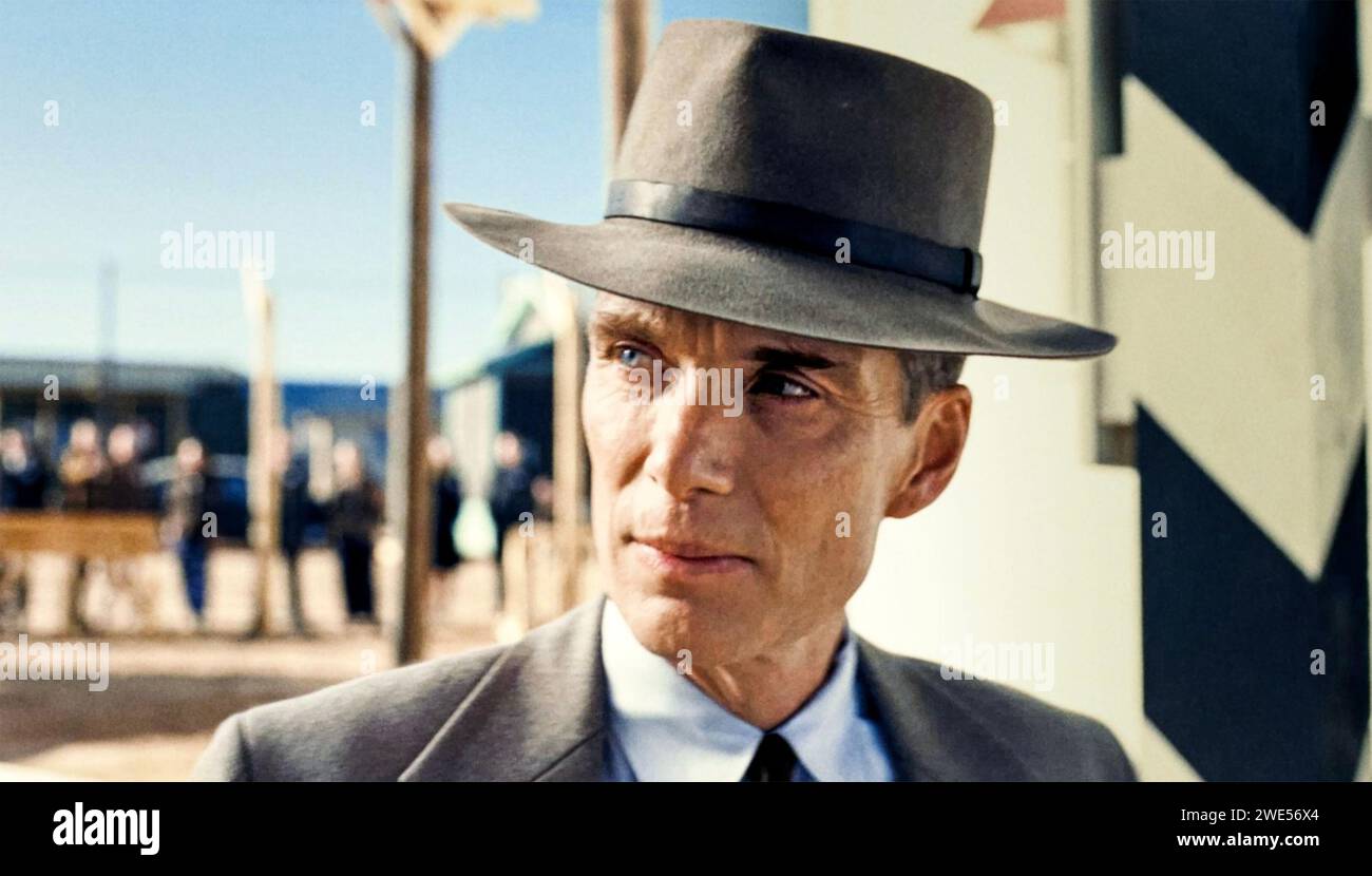 OPPENHEIMER 2023 Universal Pictures film avec Cillian Murphy dans le rôle de Robert Oppenheimer Banque D'Images