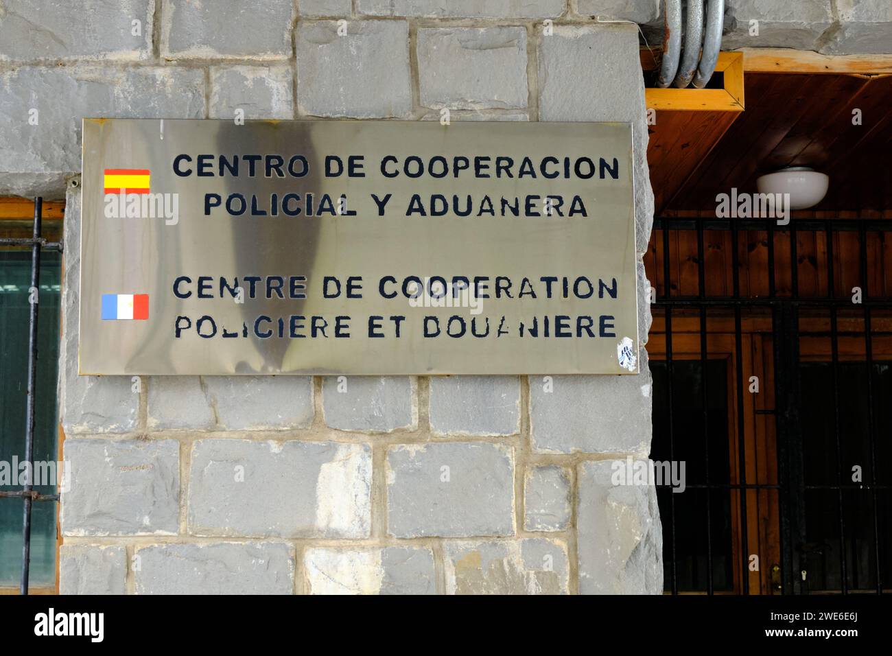 Le passage de la frontière française et espagnole au col du Somport, le col du Somport, est maintenant sans surveillance en raison de la liberté de circulation Banque D'Images