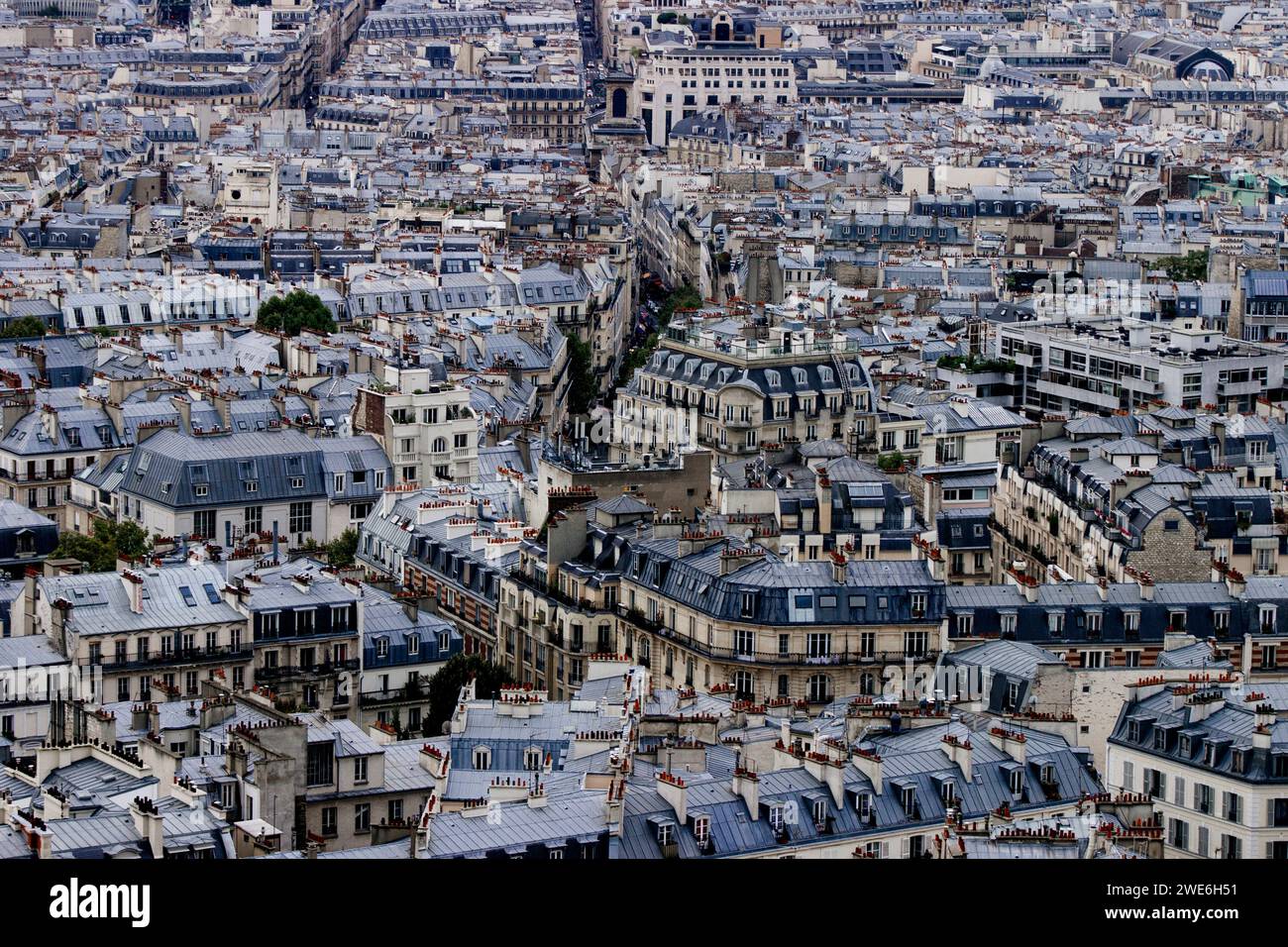 Bâtiments avec toit bleu à Paris, France Banque D'Images