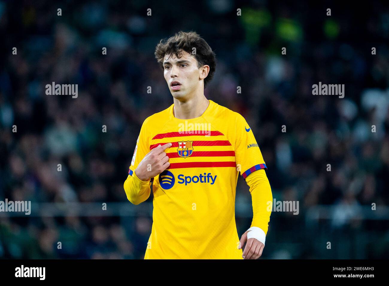 Joao Felix du FC Barcelone vu en action lors du match de LaLiga EA Sports 2023/204 entre le Real Betis et le FC Barcelone au stade Benito Villamarin. Score final ; Real Betis 2 : 4 FC Barcelone. Banque D'Images