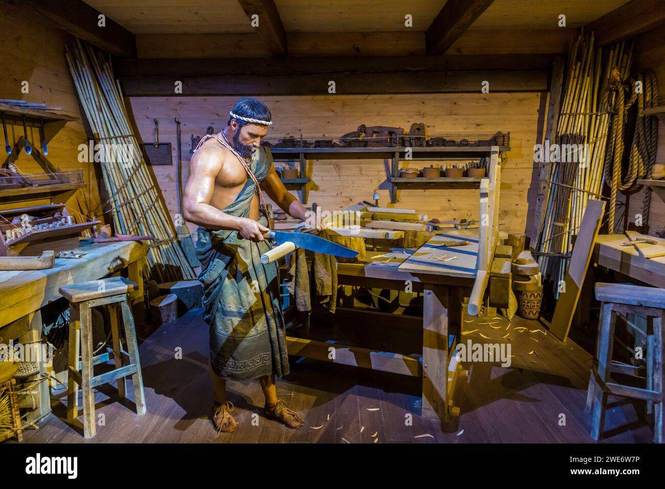 Exposez-vous à l'intérieur de la réplique grandeur nature de l'Arche de Noé à l'attraction Ark Encounter à thème historique près de Williamstown, Kentucky Banque D'Images