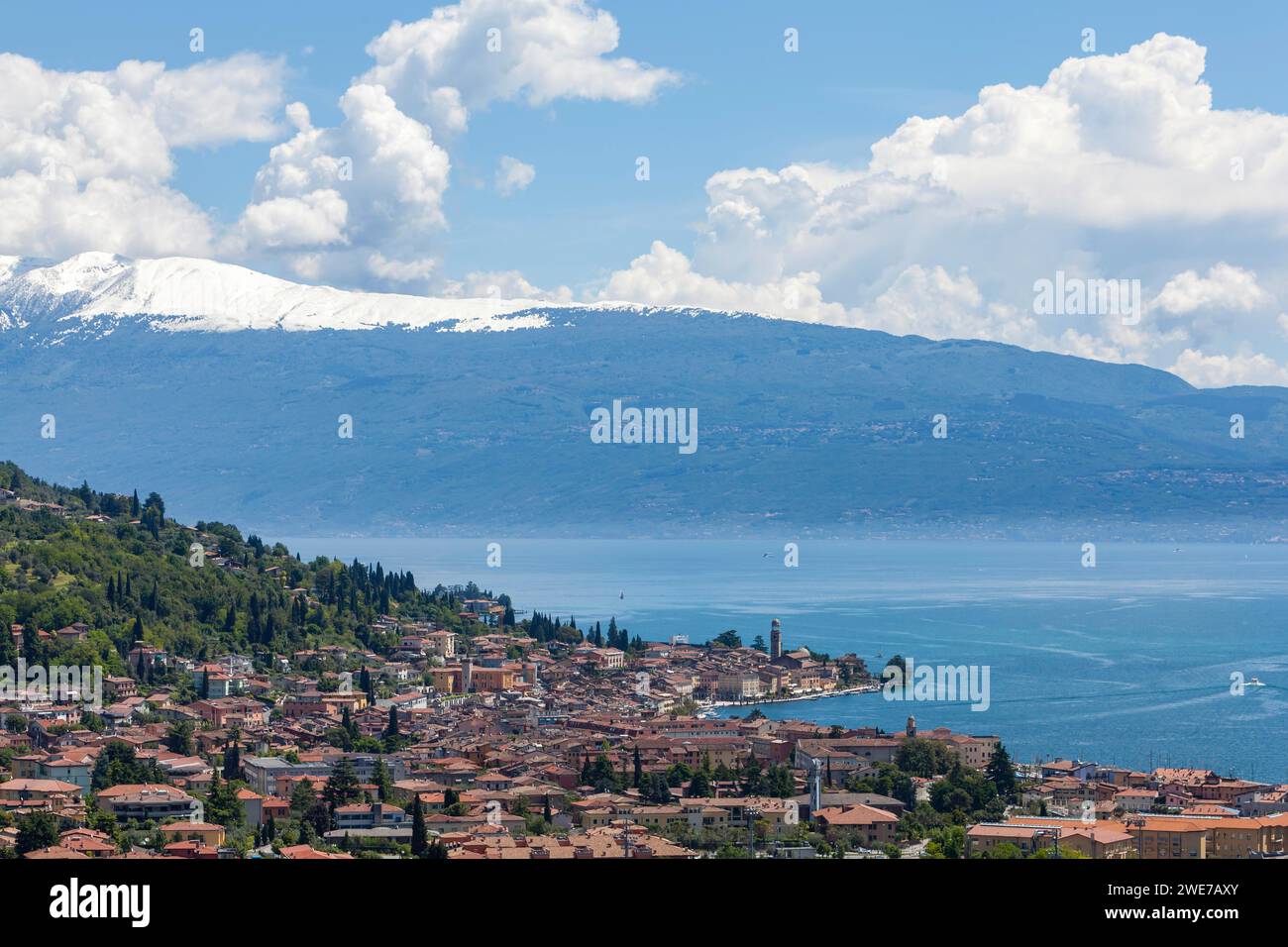 Vue de San Felice del Benaco, Lombardie, lac de Garde Banque D'Images