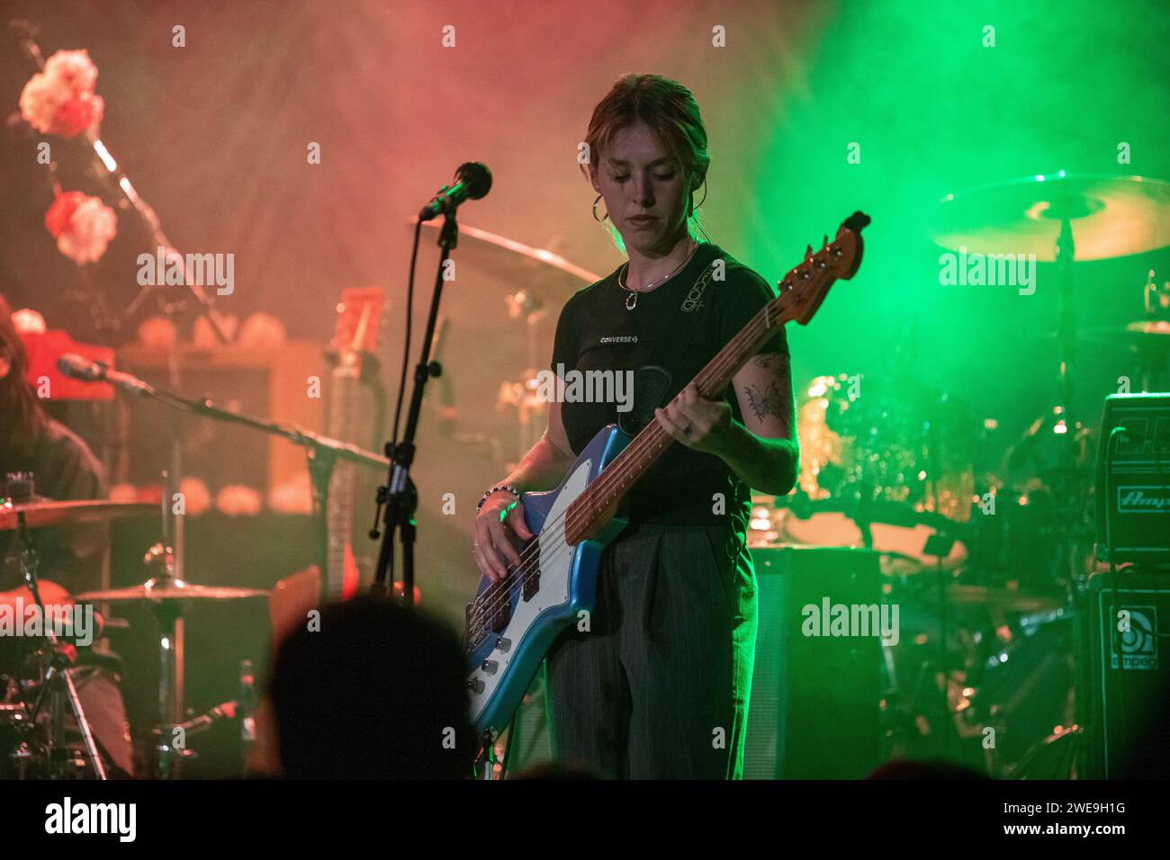 Le groupe de rock australien Teen Jesus and the Jean Teasers joue en live tout en soutenant The Vaccines à Berlin. Banque D'Images