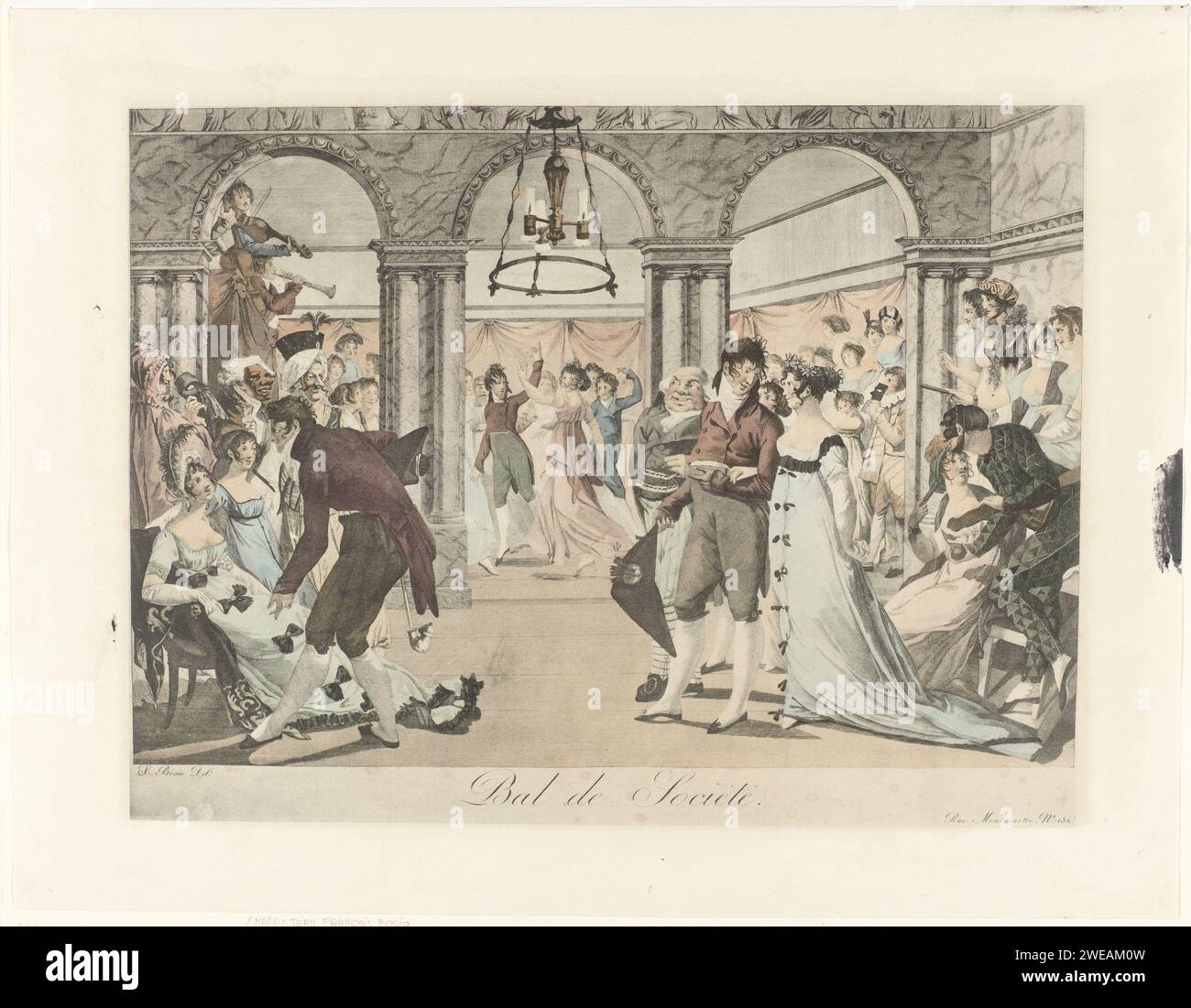 Bal de la société, Anonyme, d'après Jean François Bosio, c. 1804 Compagnie dansante dans un immeuble de sociétés. À l'arrière à gauche se trouve l'orchestre sur une élévation. Au premier plan, on demande à une femme de danser. Le public est habillé selon la mode autour de 1800. Certains en travestissement, avec des masques. Assiettes de mode gravure papier Paris. dansant. mascarade, bal masqué. invitation à la danse. tête penchée vers l'avant ; penchée. bal, danse formelle. robe, robe : robe de bal (+ vêtements pour femmes). Ensembles de vêtements (COSTUME) (+ vêtements pour hommes). vêtements de fête, tenue de fête. casque : bicorne, bicorne (+ hommes Banque D'Images