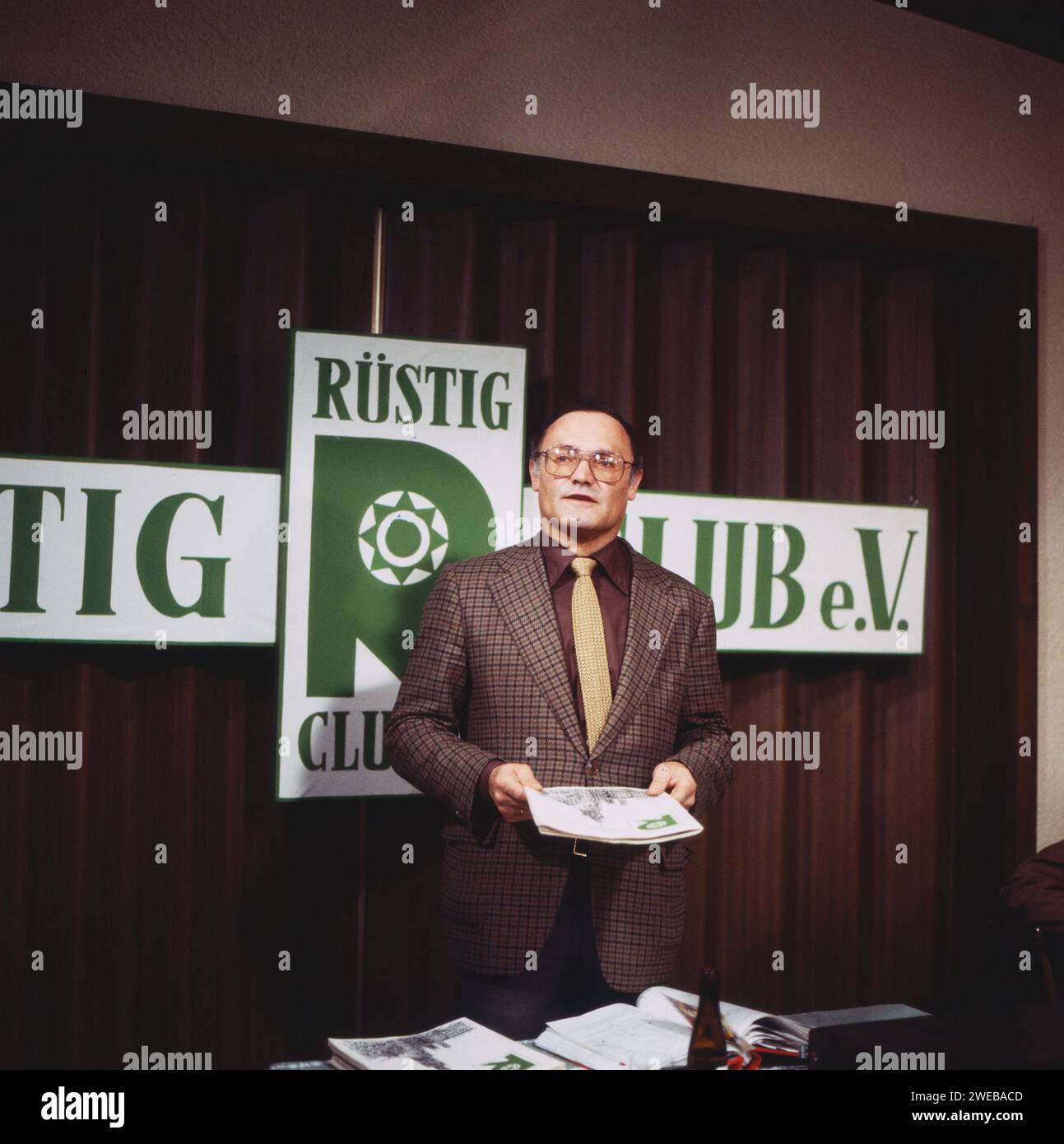 Der Wohltäter, Fernsehfilm, Deutschland 1975, Regie : Wolf Dietrich, Darsteller : Werner Kreindl, Banque D'Images