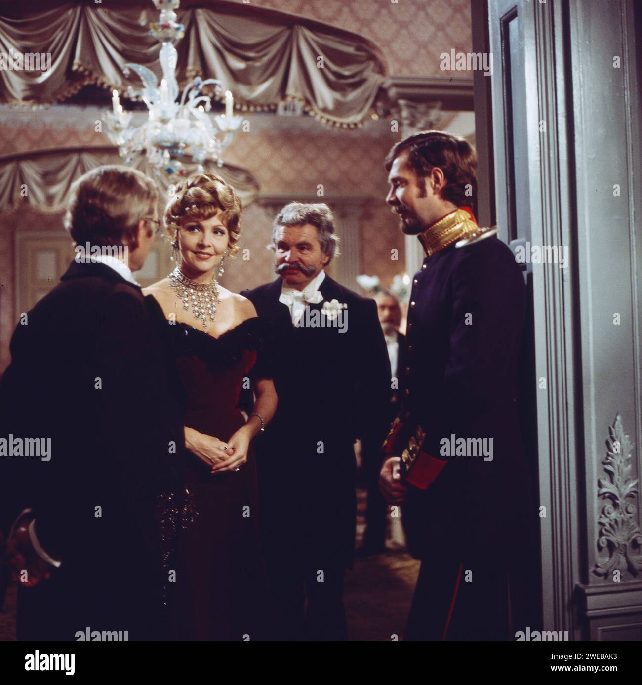 Der Stechlin, Minifernsehserie nach Theodor Fontane, Deutschland 1975, Darsteller : Ulrich von Dobschütz, Almut Berg, Helmut Schmid, Volker Kraeft Banque D'Images