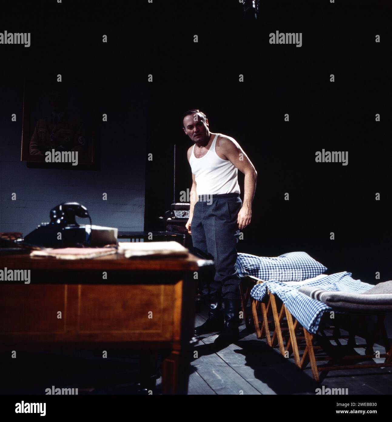 Kennwort : Fasanenjagd München 1945, Fernsehfilm, Deutschland 1975, Regie : Karl Heinz Bieber, Darsteller : Werner Kreindl Banque D'Images