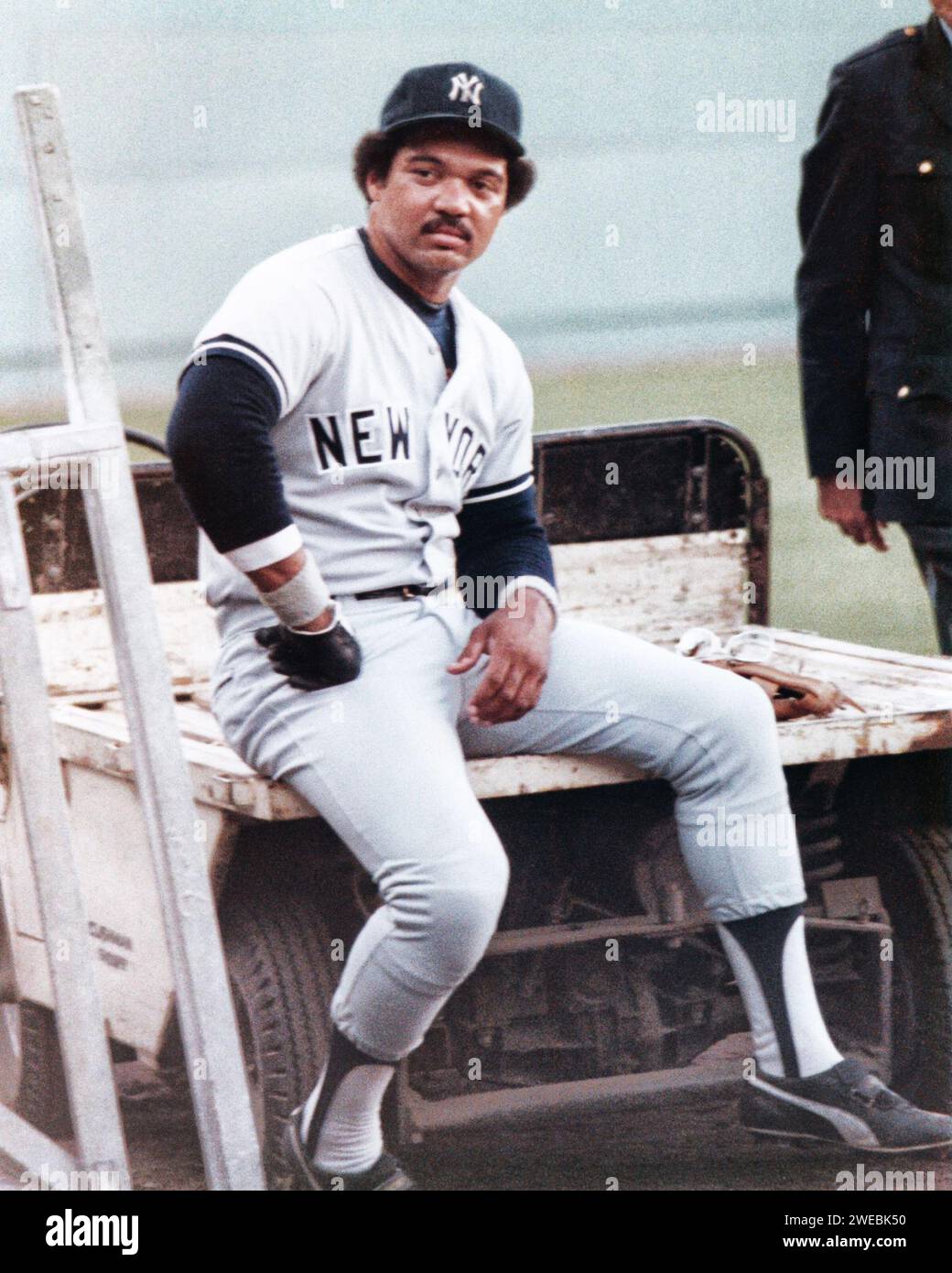 Reggie Jackson, Yankees de New York, Fenway Park, Boston, Massachusetts, 17 juin 1977. Banque D'Images