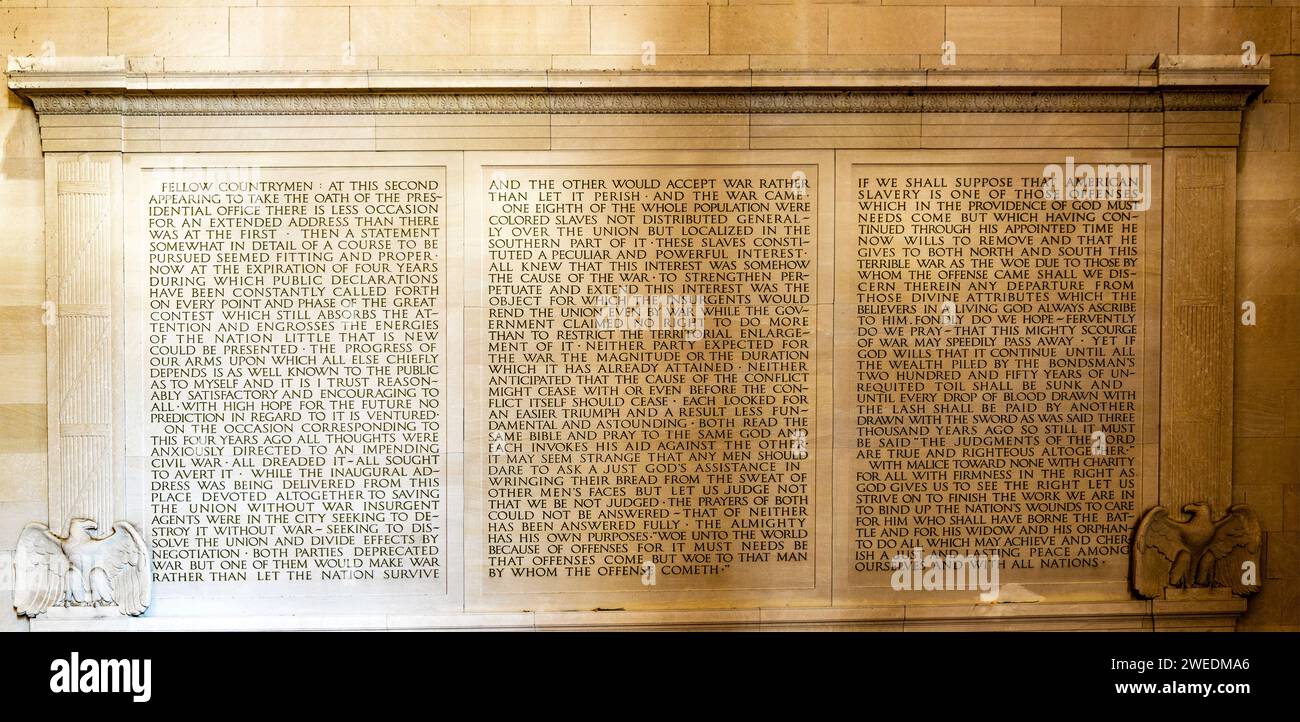 Discours du seizième président américain Abraham Lincoln, qui est sur le mur du temple et du panthéon connu sous le nom de Lincoln Memorial on the Nationa Banque D'Images