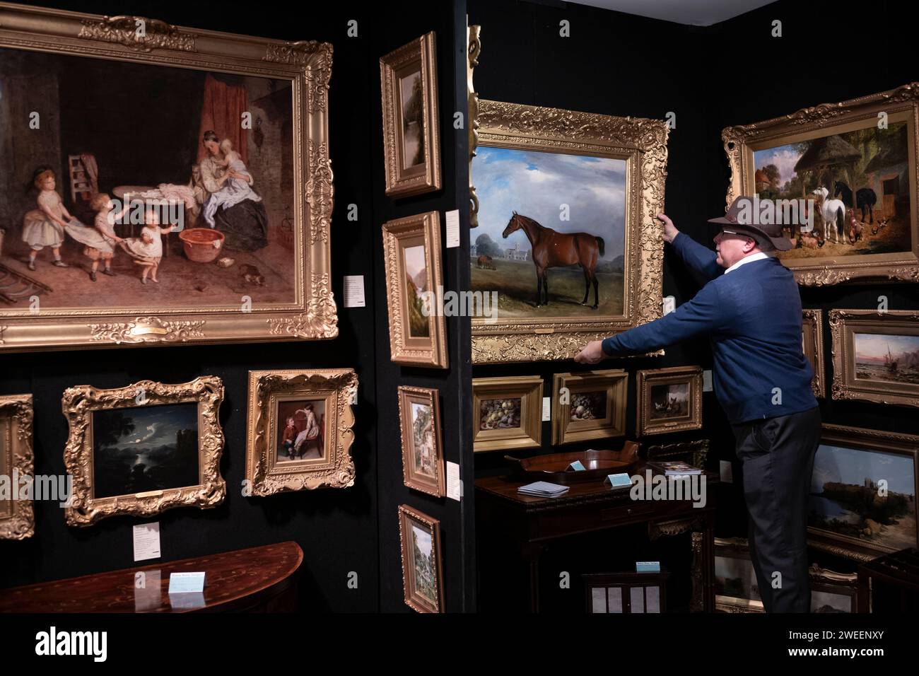 Mayfair antiques & Fine Art Fair, Grosvenor Square, Mayfair, Londres, Angleterre, ROYAUME-UNI Banque D'Images