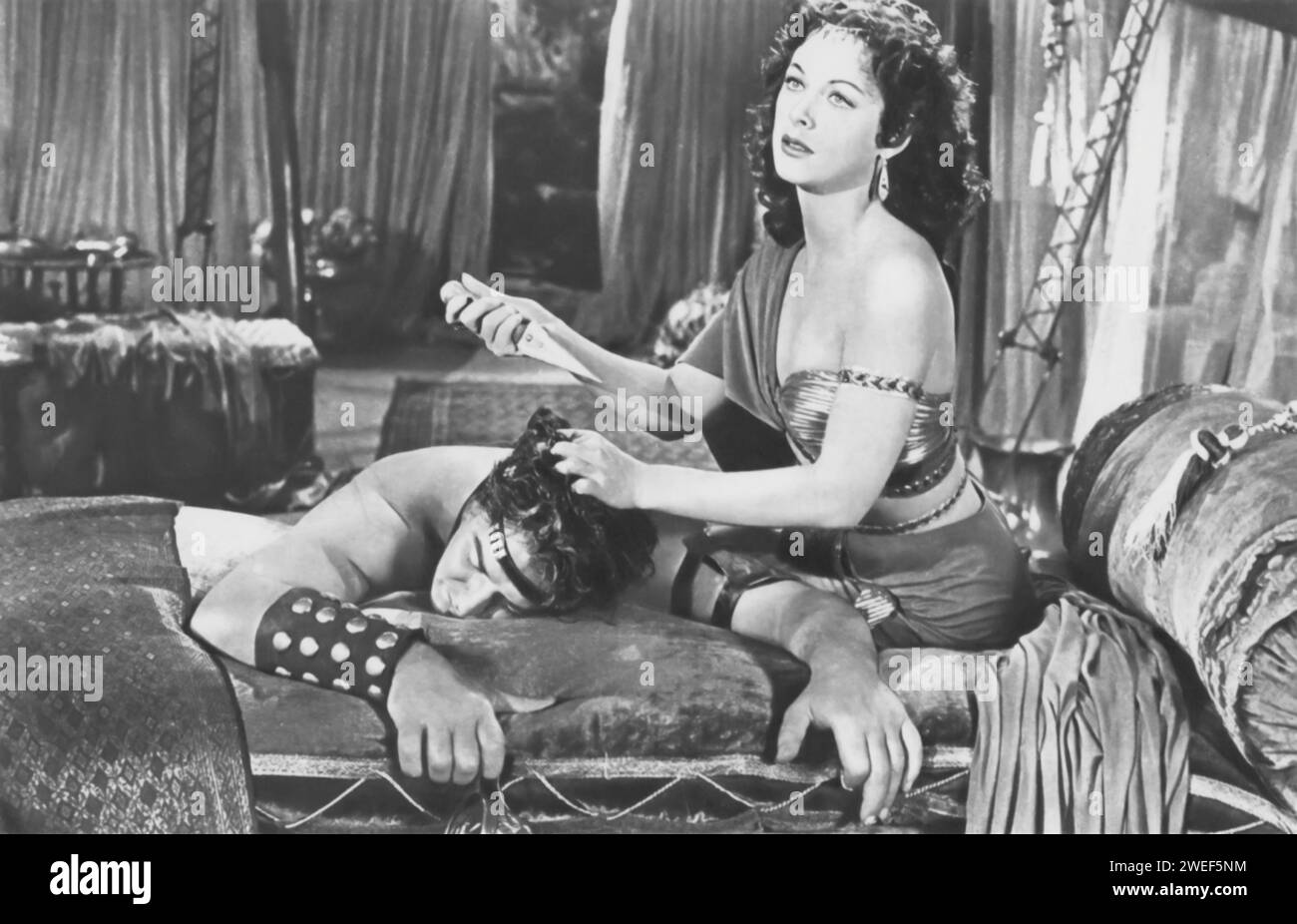 Samson And Delilah Hair Banque De Photographies Et D images Haute samson-and-delilah-hair-banque-de-photographies-et-d-images-haute