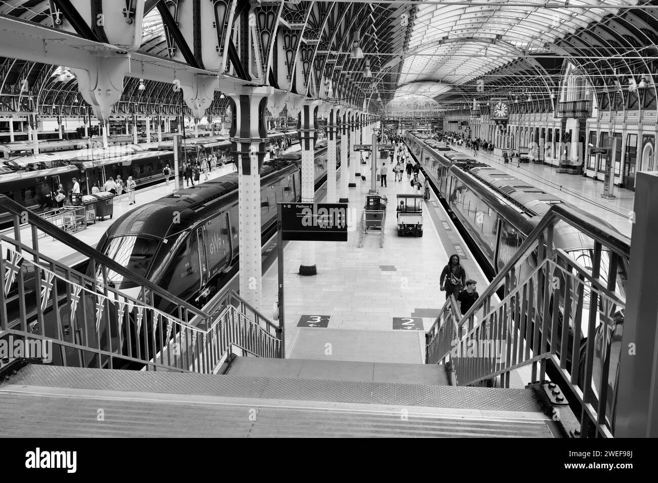 Vue intérieure générale de la gare de Paddington. Banque D'Images
