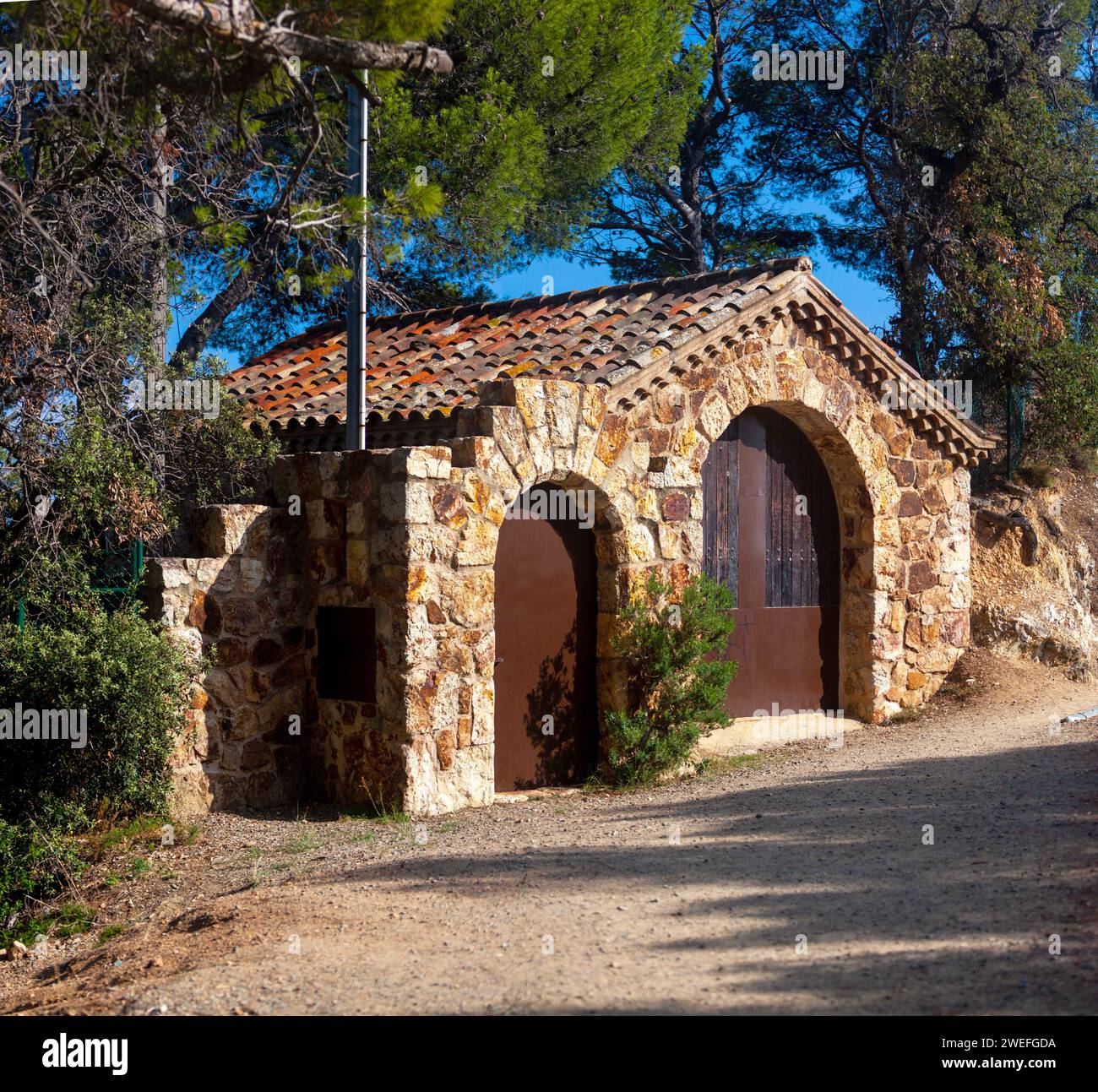 côte de mer, station, montagnes, forêt, mer, rochers, sentiers de montagne, touristique, station écologique, ville côtière, faune, ville côtière espagnole, Tossa de Banque D'Images