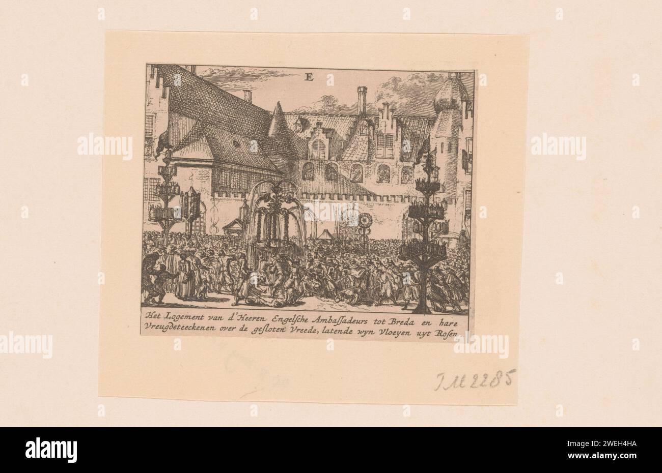 Le vin coule de la fontaine en face de huis Ocrum à Breda pour célébrer la paix entre les pays-Bas et l'Angleterre, Romeyn de Hooghe (possible), 1663 - 1708 papier imprimé gravure foule, mob. festivités sur des événements d'importance nationale. Signature du traité de paix, conclusion de la paix Breda Banque D'Images