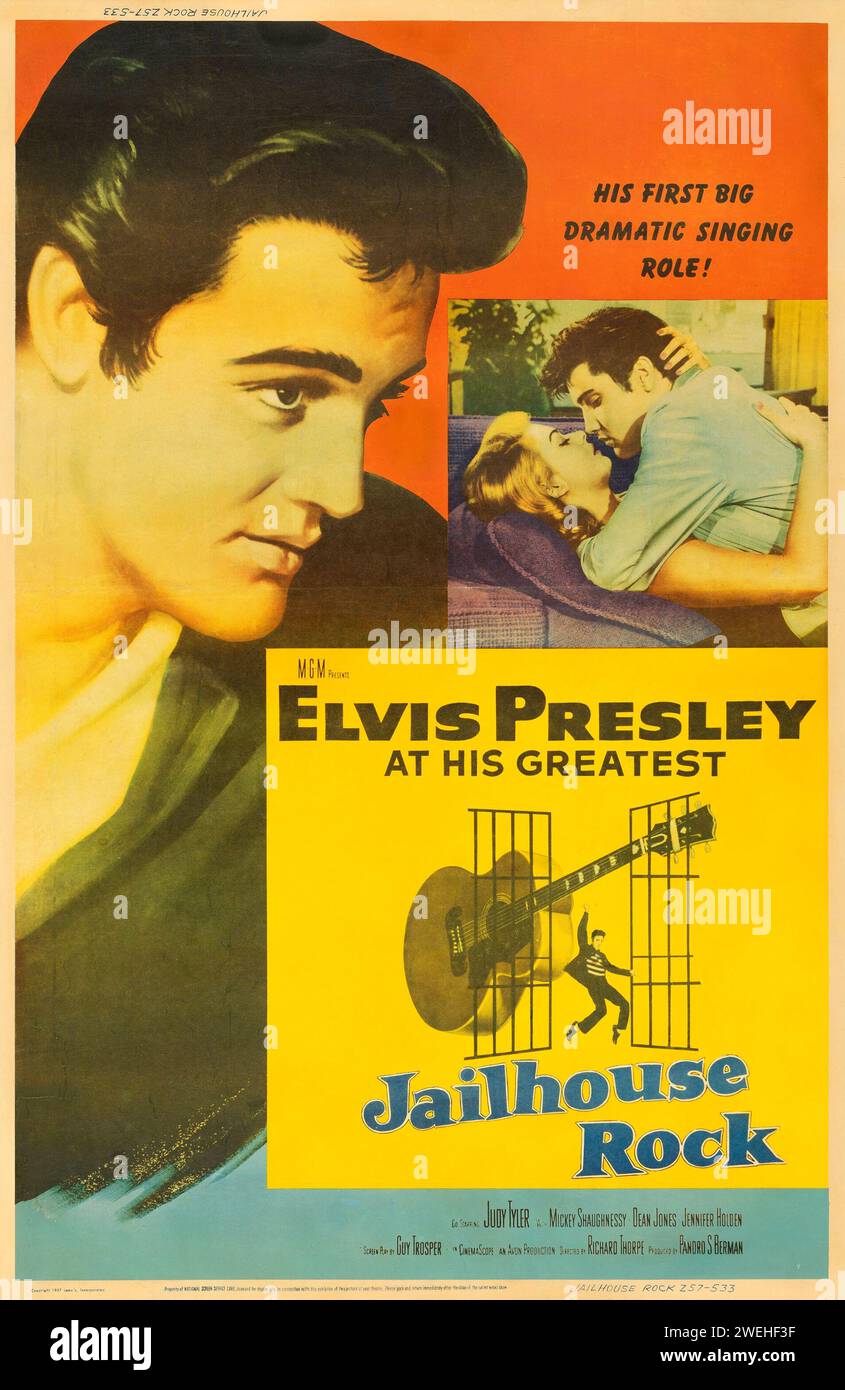 Elvis Presley dans Jailhouse Rock (MGM, 1957). Affiche de film - style Z, Bradshaw Crandell Artwork Banque D'Images Elvis Presley dans Jailhouse Rock (MGM, 1957). Affiche de film - style Z, Bradshaw Crandell Artwork Banque D'Images