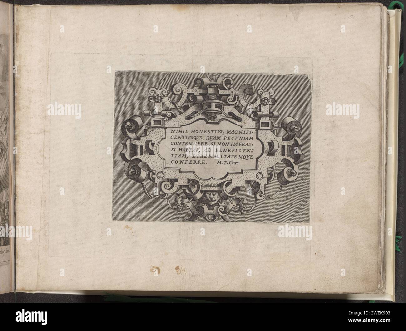 Cartouche avec un texte de Cicéron, 1557 print cartouche avec un texte de Cicéron. Au milieu d'un masque de lion. Ce tirage fait partie d'un album. gravure sur papier / ornement gravure  cartouche. masque, mascaron  ornement Banque D'Images