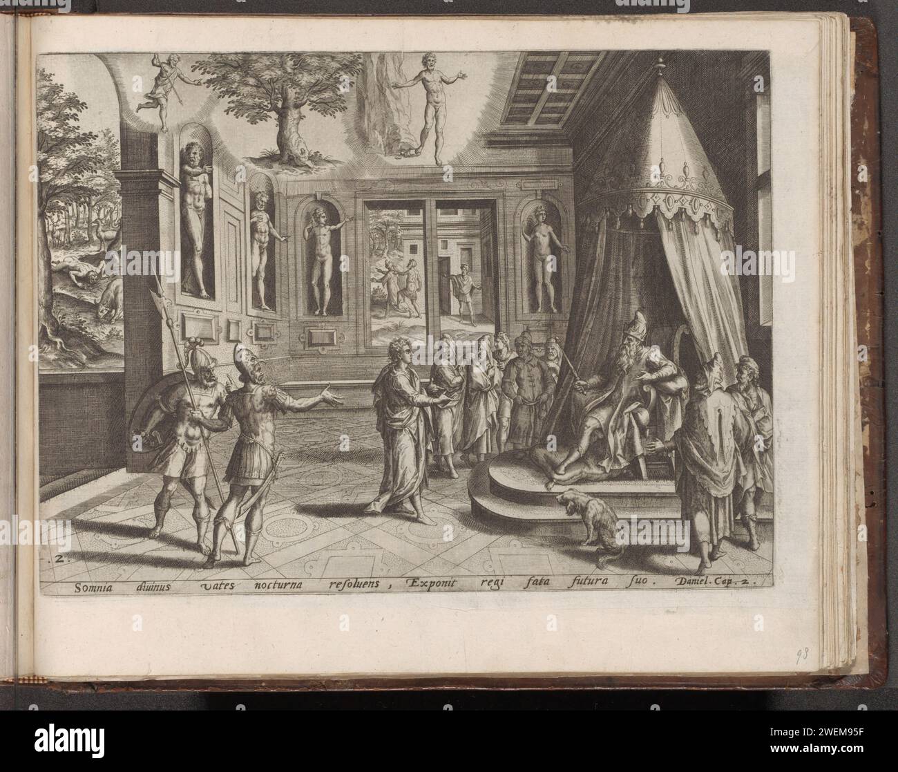 Nebukadnessar rêve, 1579 estampes Daniël se tient devant le trône du roi Nebuchadnessar et explique les rêves du roi. Au sommet, vous pouvez voir les rêves du roi. Un gardien tombe à gauche du ciel et donne une mission le grand arbre à couper. A droite, le rêve de l'image avec la tête d'or et les pieds de fer et de limon. Daniël dit que le premier rêve signifie que le roi sera rejeté et vivra comme un animal pendant sept ans. En arrière-plan, vous pouvez voir comment Nebuchadnessar est expulsé. À gauche dans le paysage, Nebuchadnessar vit comme un animal et mange de l’herbe. U Banque D'Images