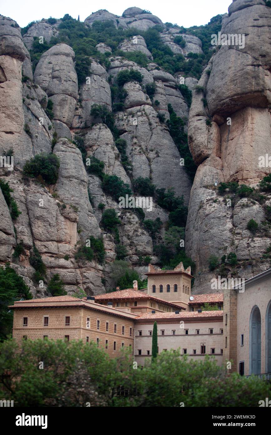 Catalogne, Monastère de Montserrat, monastère bénédictin, symbole spirituel, centre religieux de Catalogne, pèlerinage, catholique, tours, temple, église, Banque D'Images