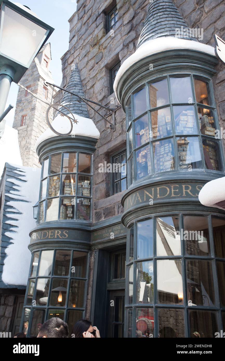 L'entrée à « The Wizarding World of Harry Potter » dans le parc Disney Them Banque D'Images