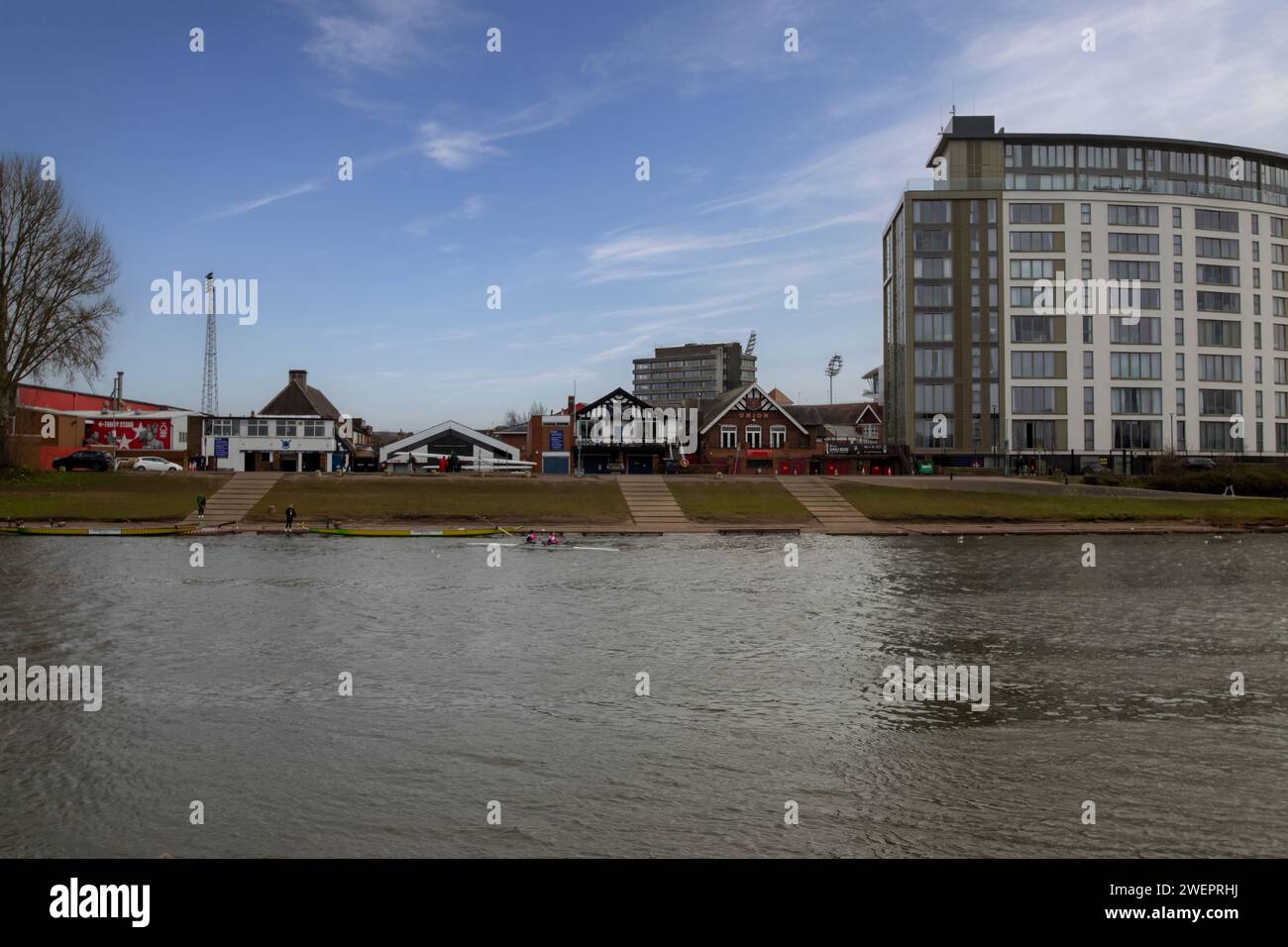Clubs d'aviron le long des rives de la rivière Trent à Nottingham, Royaume-Uni Banque D'Images