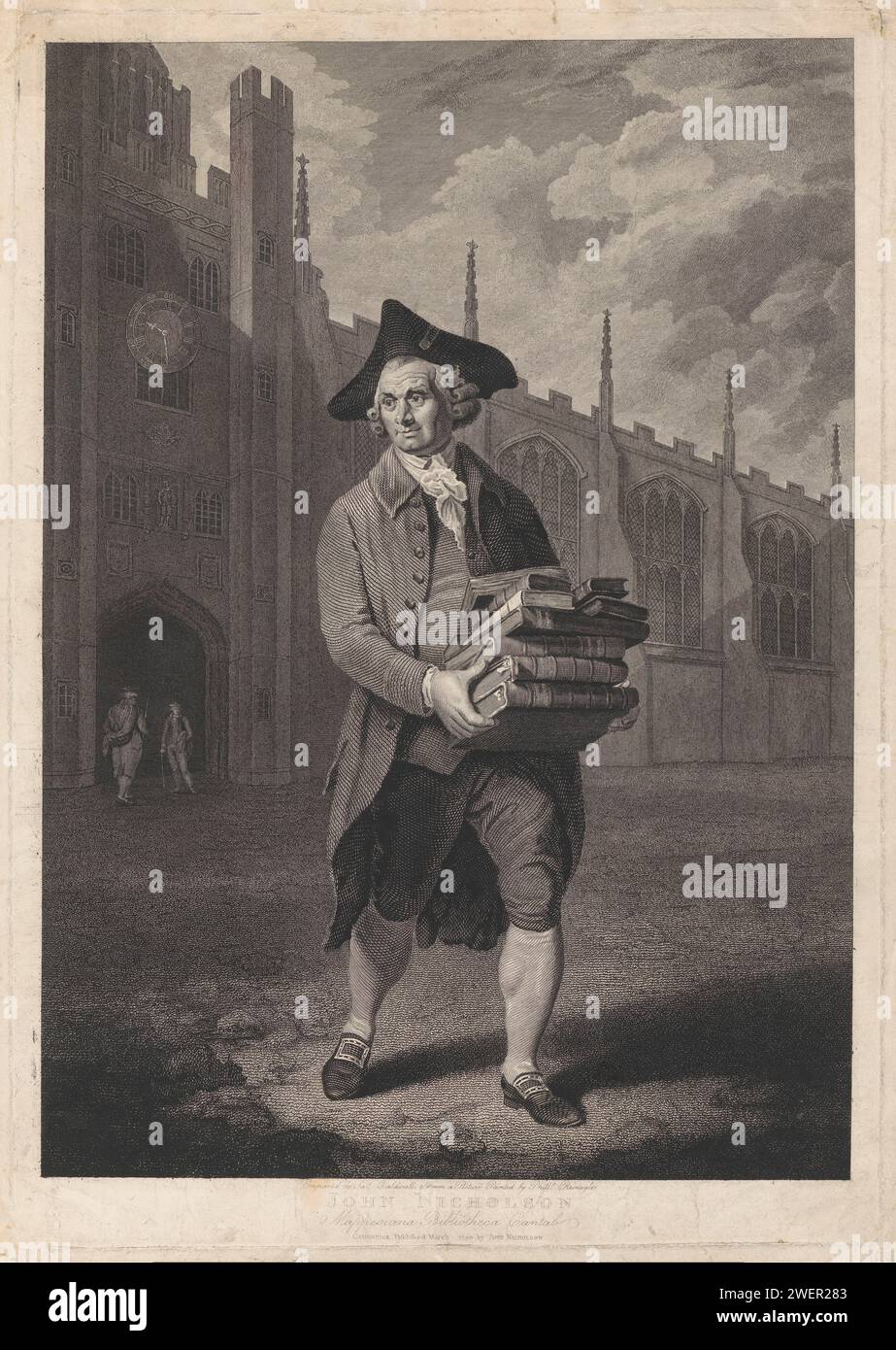 Portret van John Nicholson, James Caldwall, d'après Philip Reinagle, 1790 impression Portrait de John Nicholson, libraire à Cambridge, avec une pile de livres dans ses mains. En arrière-plan King Edward's Gate au Trinity College. livre-boutique de gravure / gravure de papier, libraire. casque : tricorn. tour, tour de l'horloge  ornement monumental. university Trinity College Banque D'Images
