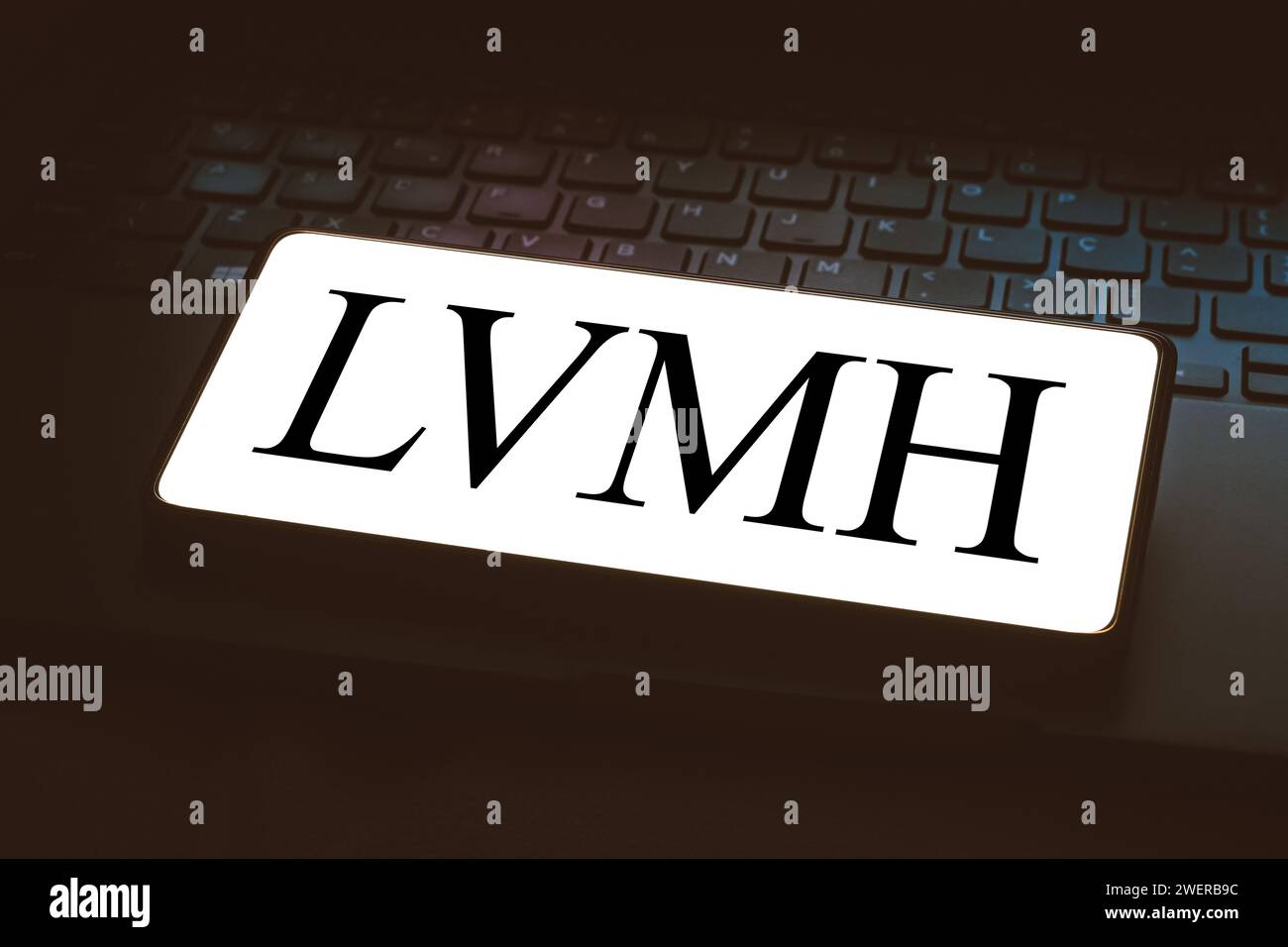 lvmh moët hennessy louis vuitton stock
