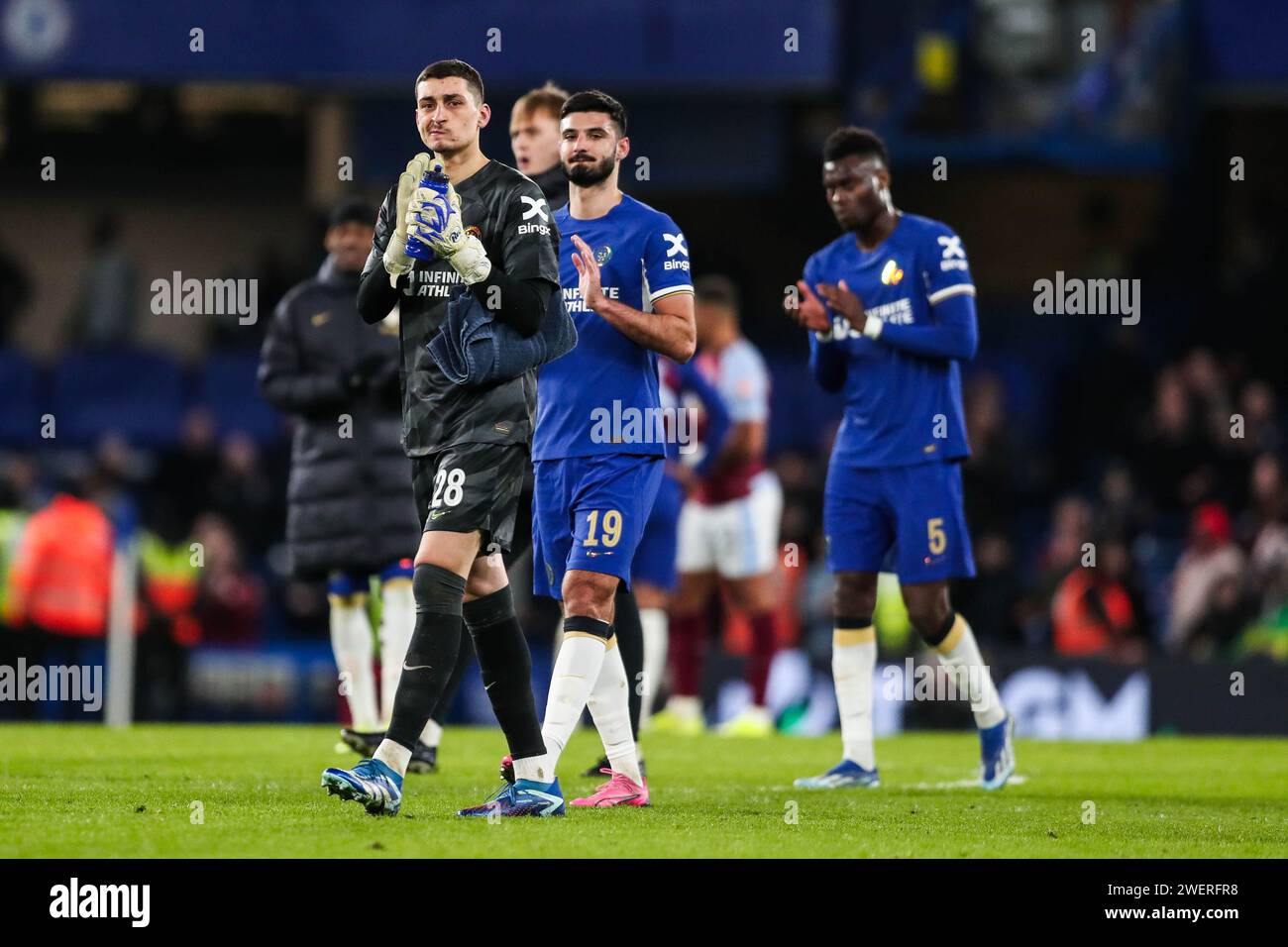 Le gardien de Chelsea Djordje Petrovic réagit au coup de sifflet final lors du match du 4e tour Chelsea FC contre Aston Villa FC Emirates FA Cup à Stamford Bridge, Londres, Angleterre, Royaume-Uni le 26 janvier 2024 Credit : Every second Media/Alamy Live News Banque D'Images