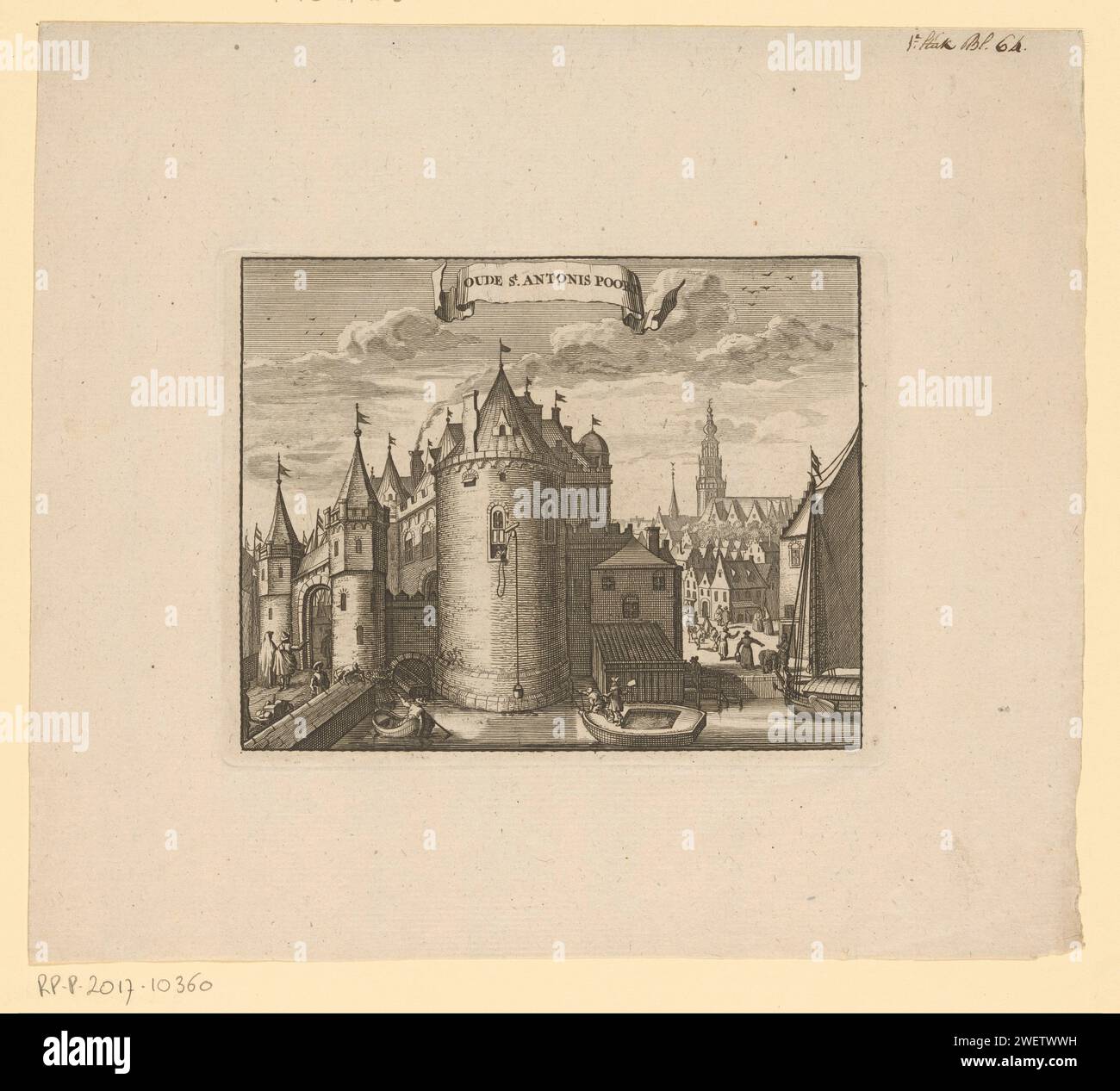 Vue du premier Sint-Antoniepoort à Amsterdam, Anonyme, d'après Simon Frisius, 1726 print vue du côté du premier Sint-Antoniepoort à Amsterdam. A droite en arrière-plan l'Oude Kerk. Ce bâtiment du XVe siècle est venu après les agrandissements de la ville à partir de la fin du XVIe siècle dans la ville (sur le Nieuwmarkt) et a donc perdu sa fonction de porte de la ville. En 1617-1618, il a été créé en tant que Waag. Une banderole avec le titre en haut au milieu. gravure sur papier / gravure city-gate. église (extérieur) première Sint-Antoniepoort. Vieille église Banque D'Images