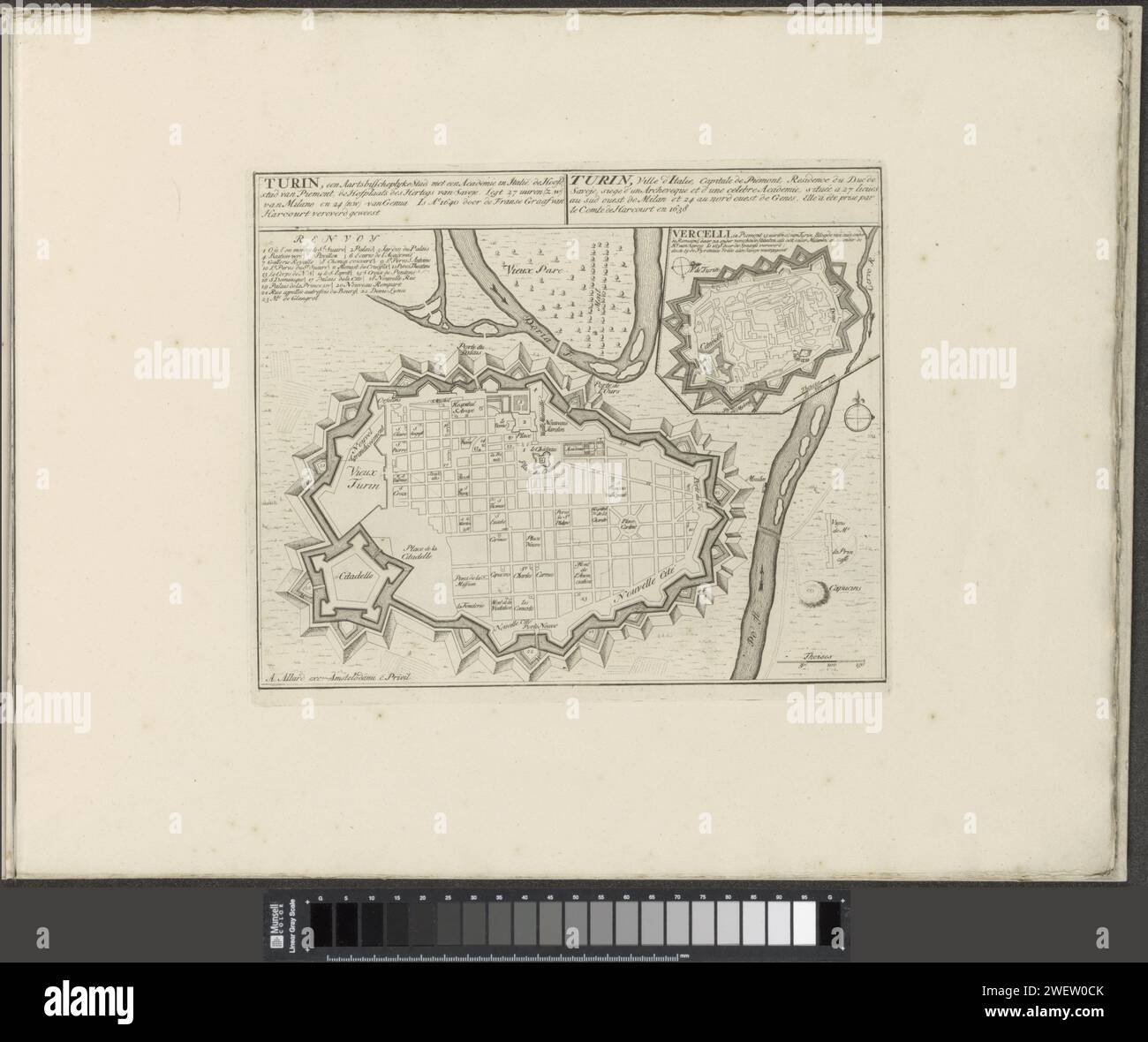 Carte de Turin, 1701 - 1733 imprimer carte de Turin, avec une image de la ville de VERCELLI. Textes en néerlandais et en français. L'impression fait partie d'un album. cartes gravées sur papier des villes. Fortifications, génie militaire Turin. Vercelli Banque D'Images