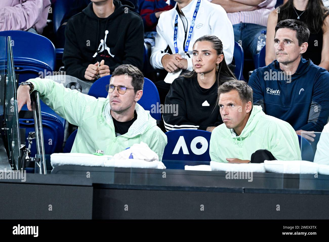 Melbourne, Australie. 26 janvier 2024. Sophia Thomalla petite amie de Sascha Alexander Zverev et Mischa dans leur box lors du tournoi de tennis Australian Open AO 2024 Grand Chelem le 26 janvier 2024 au Melbourne Park à Melbourne, en Australie. Crédit : Victor Joly/Alamy Live News Banque D'Images