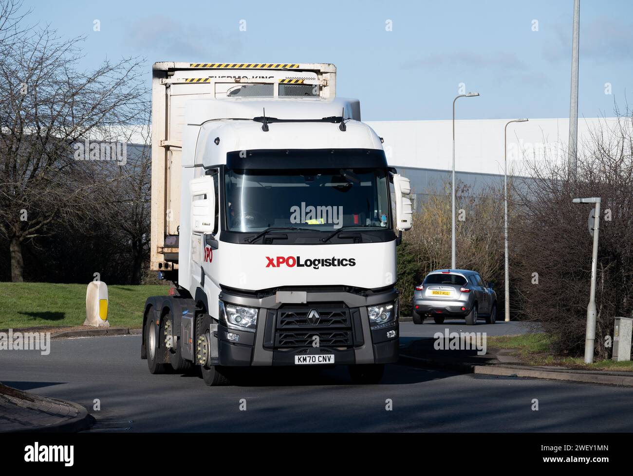 Camion XPO Logistics à DIRFT, Northamptonshire, Angleterre, Royaume-Uni Banque D'Images