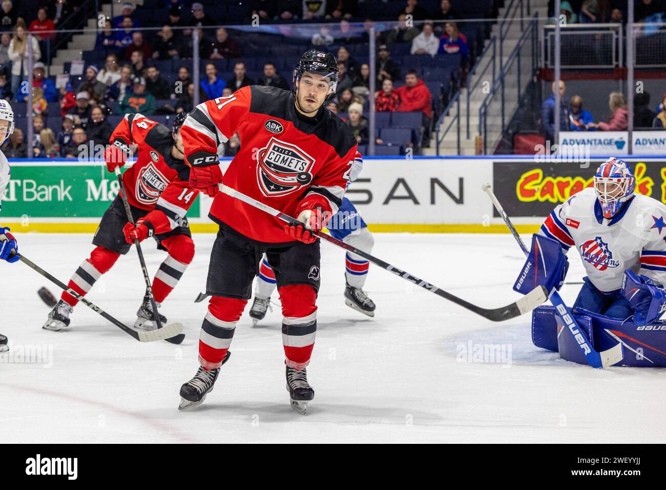 26 janvier 2024 : Arnaud Durandeau (21), attaquant des Utica Comets, patine en première période contre les Americans de Rochester. Les Americans de Rochester ont accueilli les Utica Comets dans un match de la Ligue américaine de hockey à Blue Cross Arena à Rochester, New York. (Jonathan Tenca/CSM) Banque D'Images