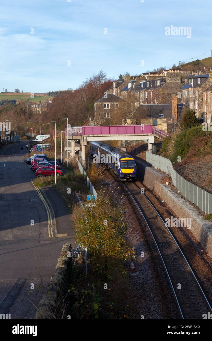 ScotRail classe 170 Turbostar train 170415 à Galashiels sur la ligne de chemin de fer Scottish Borders, Écosse, Royaume-Uni Banque D'Images